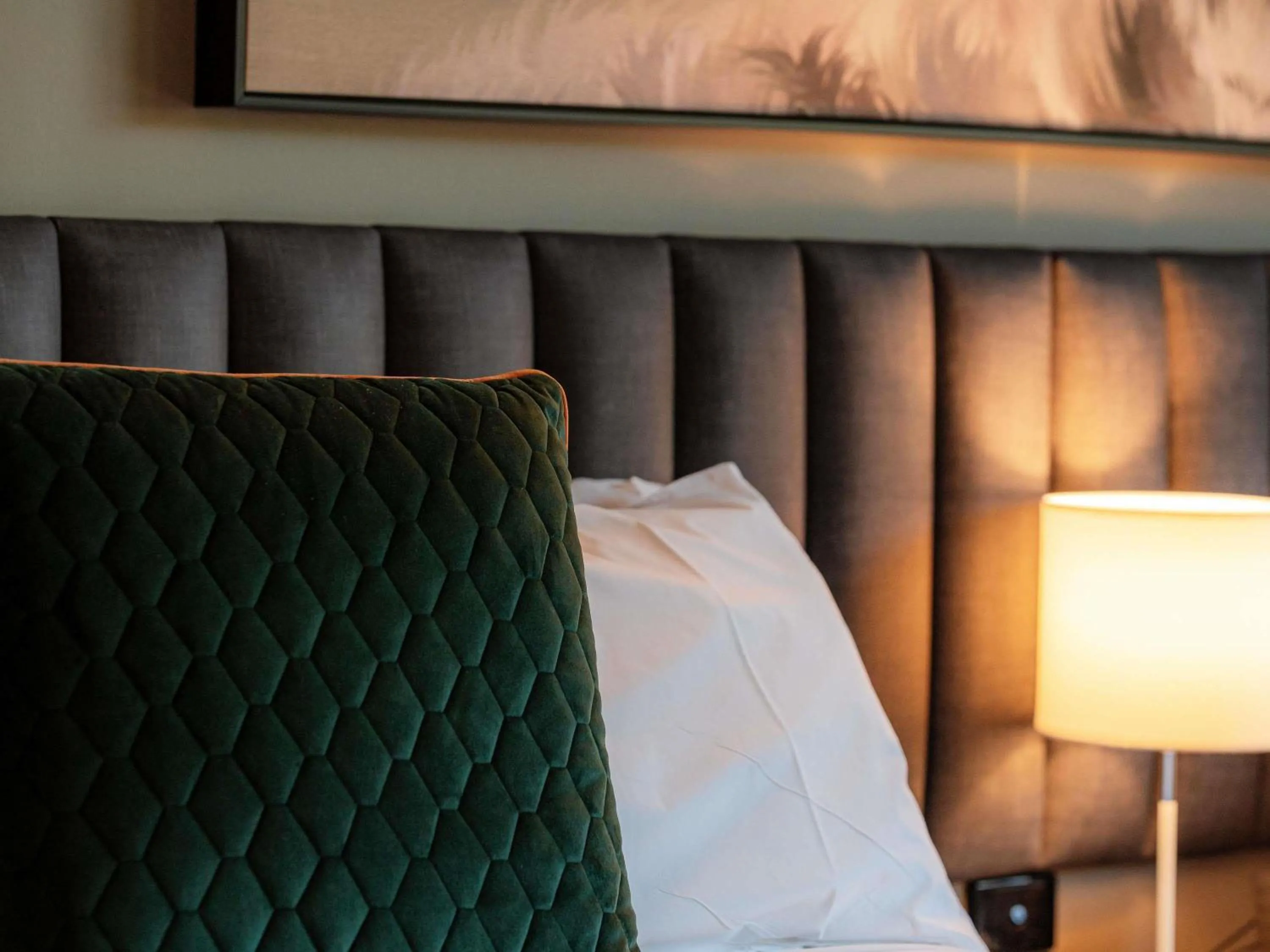 Bedroom, Bed in Peppers Marysville