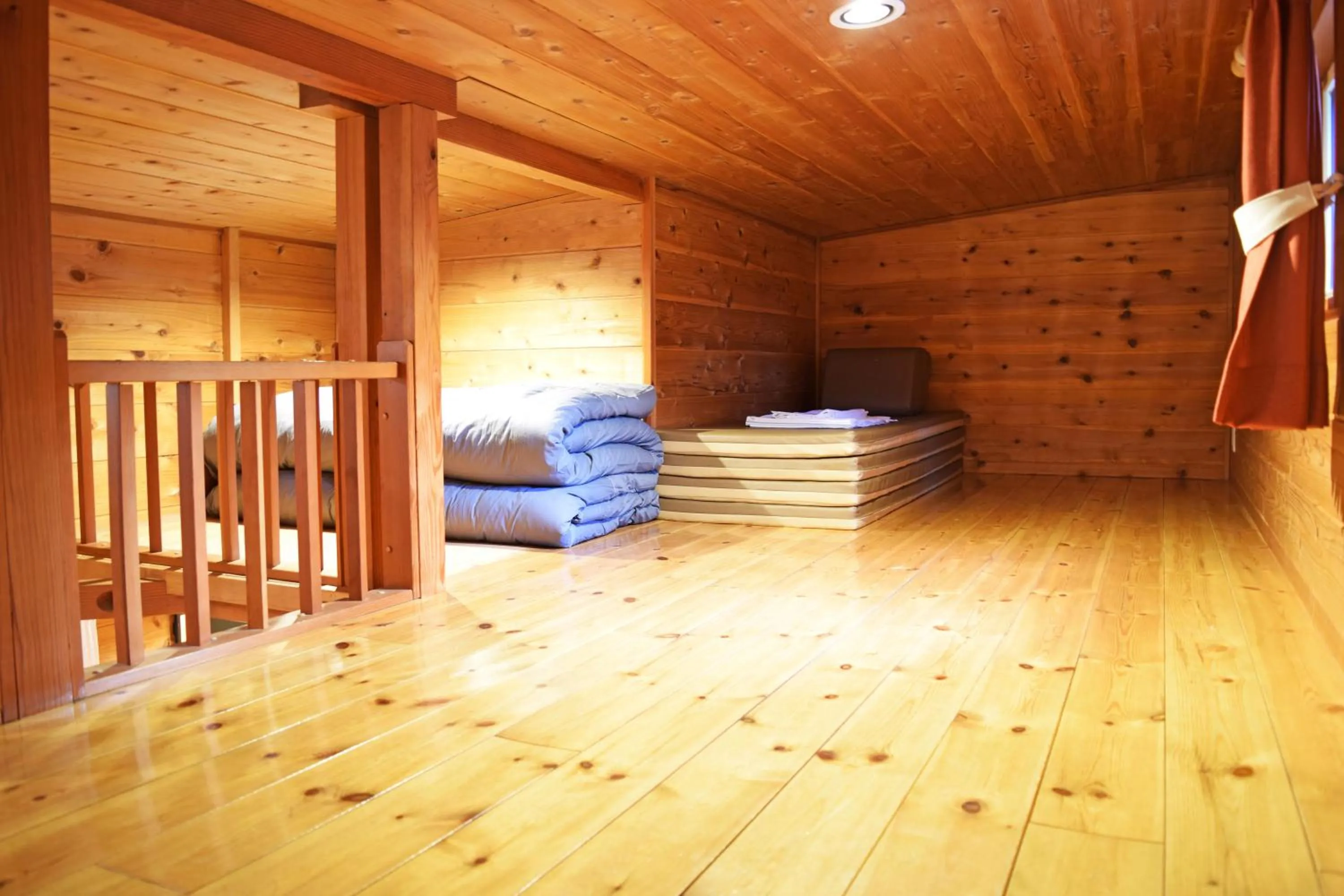 Photo of the whole room in PICA Fujiyoshida