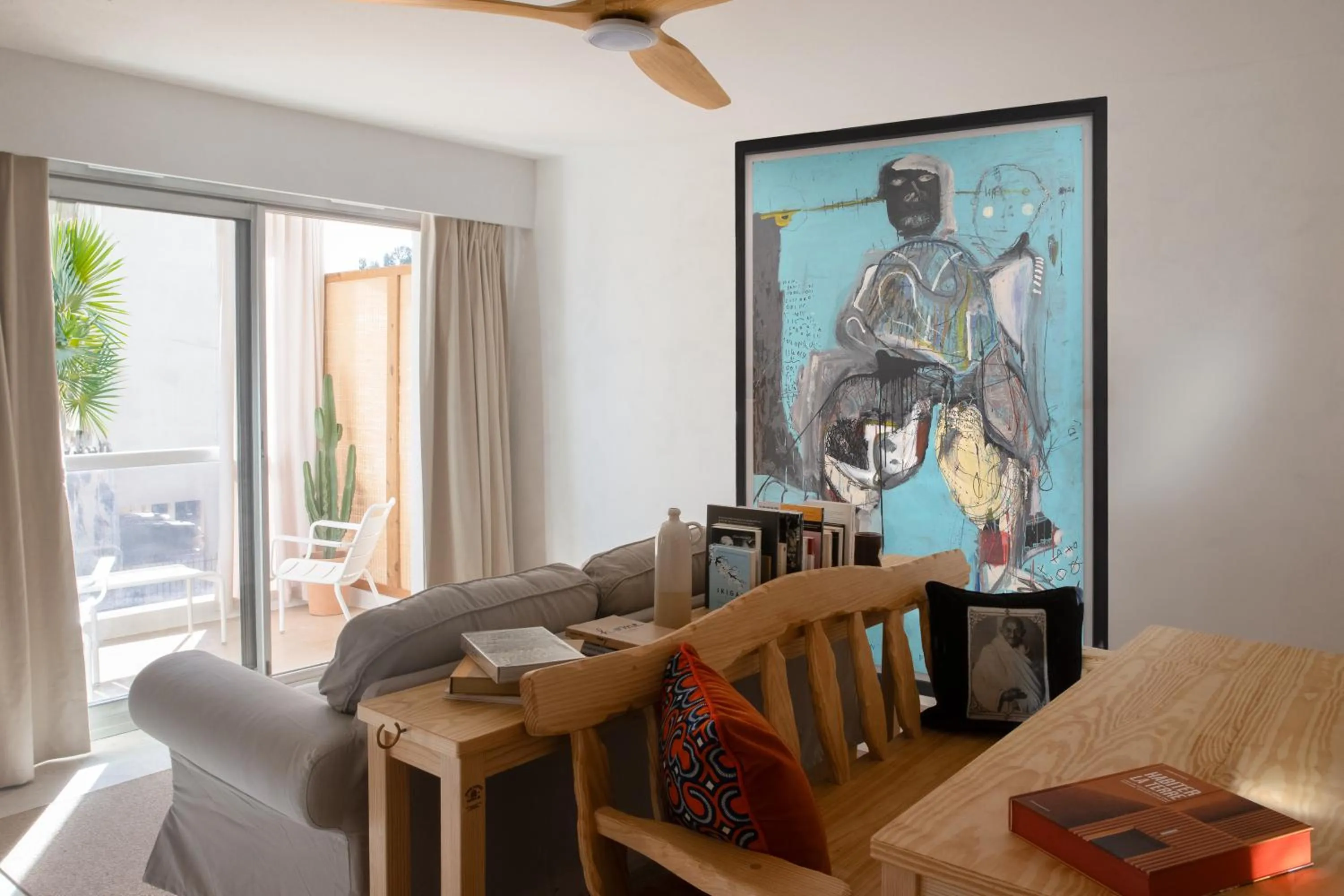 Seating area in MOB HOTEL Cannes