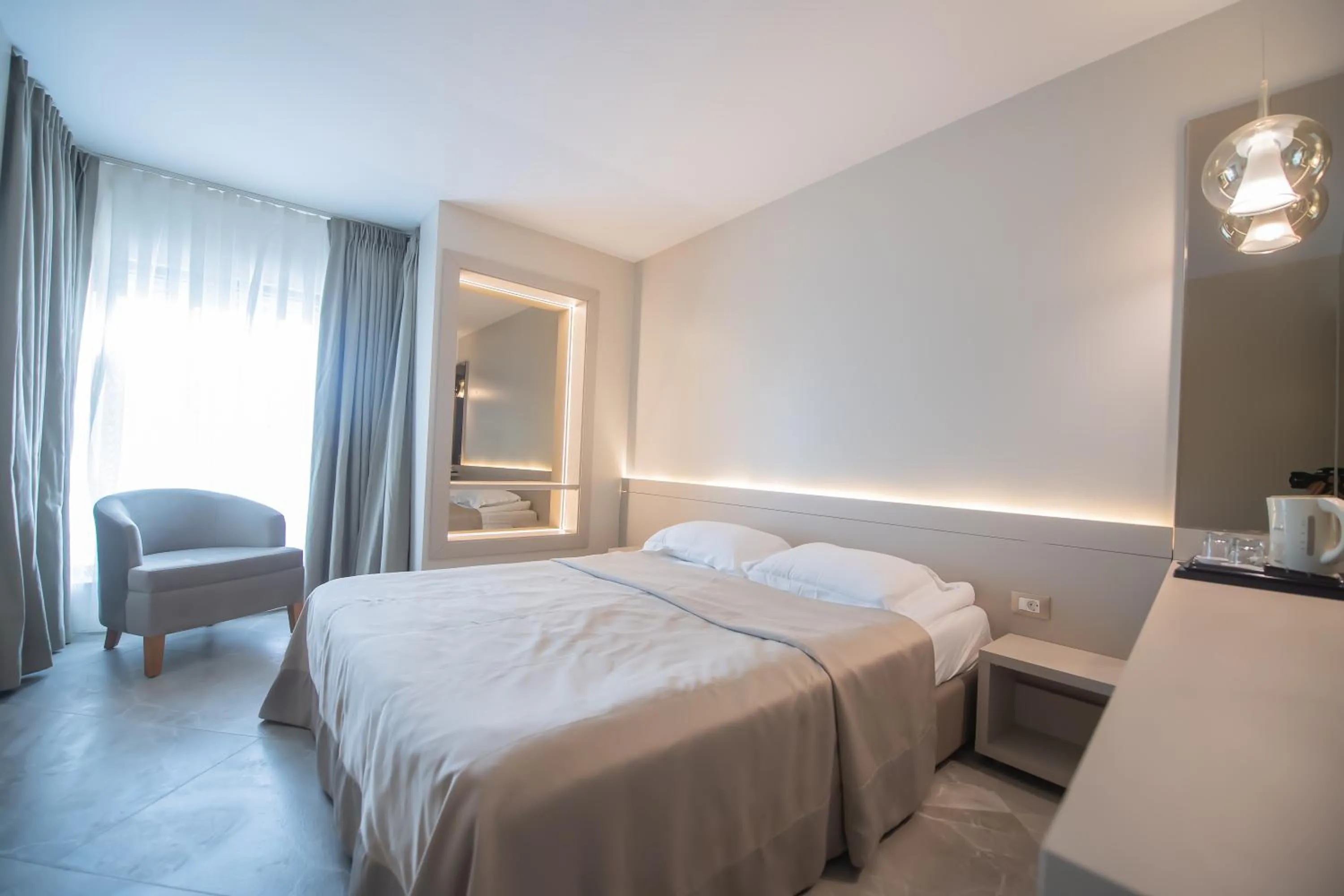 Bed in Hotel Atena***