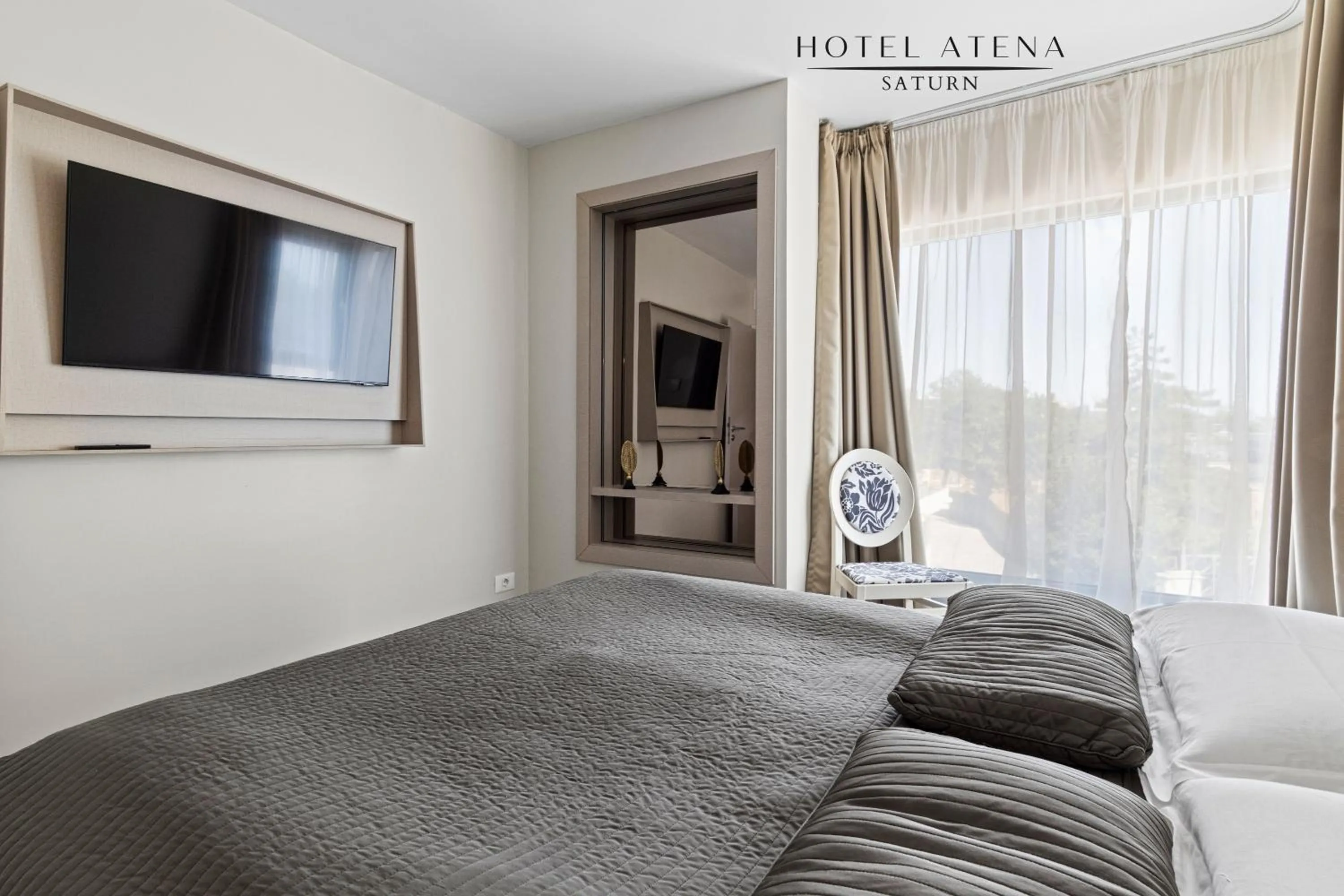 Bed in Hotel Atena***