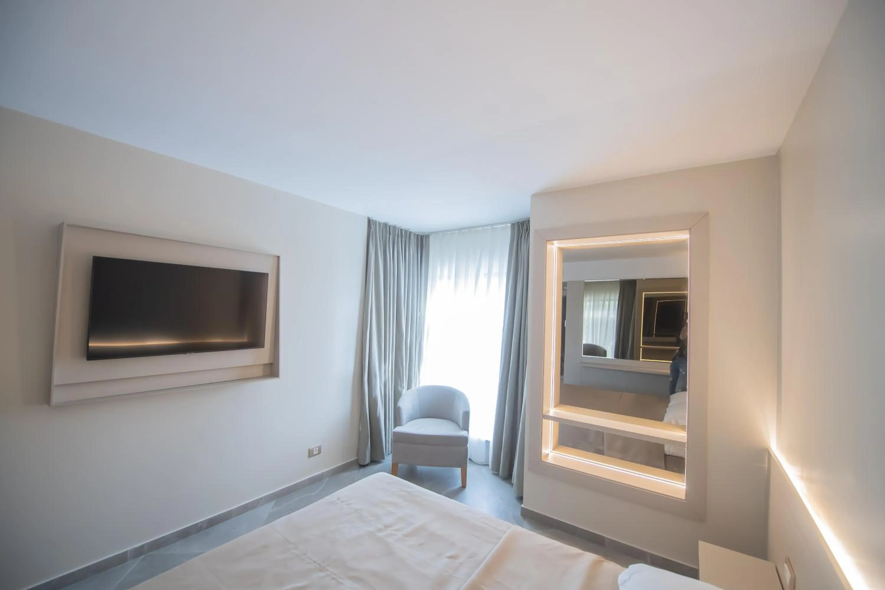 Bed in Hotel Atena***