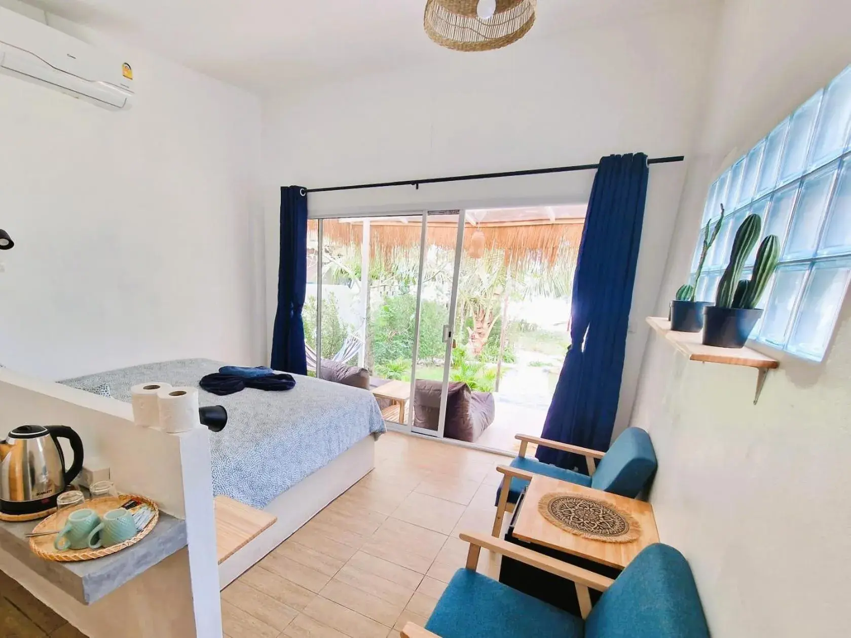 Superior Beach Front Bungalow in Secret Beach Bungalows Superior Beach Front Bungalow in Secret Beach Bungalows