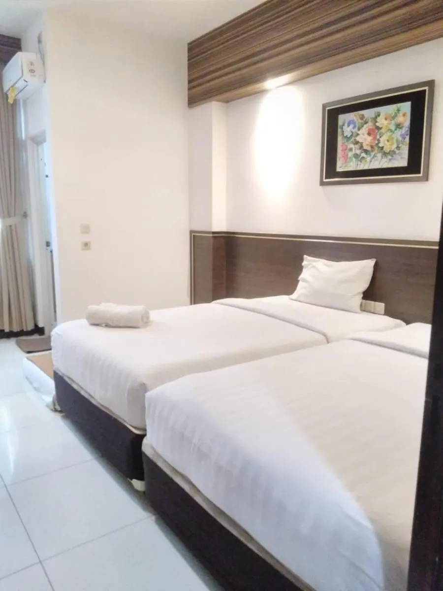 Bedroom, Bed in Hotel S3 Setrasari Bandung