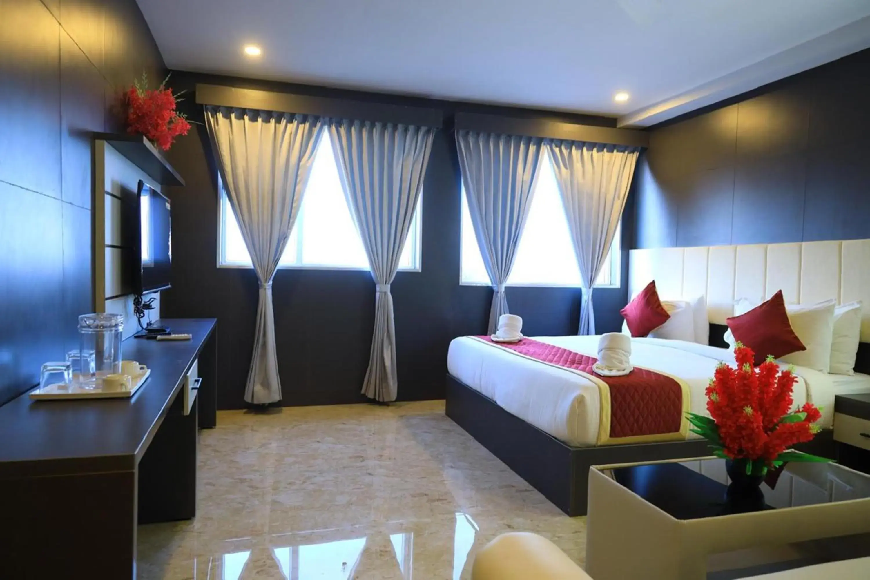 Suite with Sea View in Hotel Brindavan Elite Suite with Sea View in Hotel Brindavan Elite