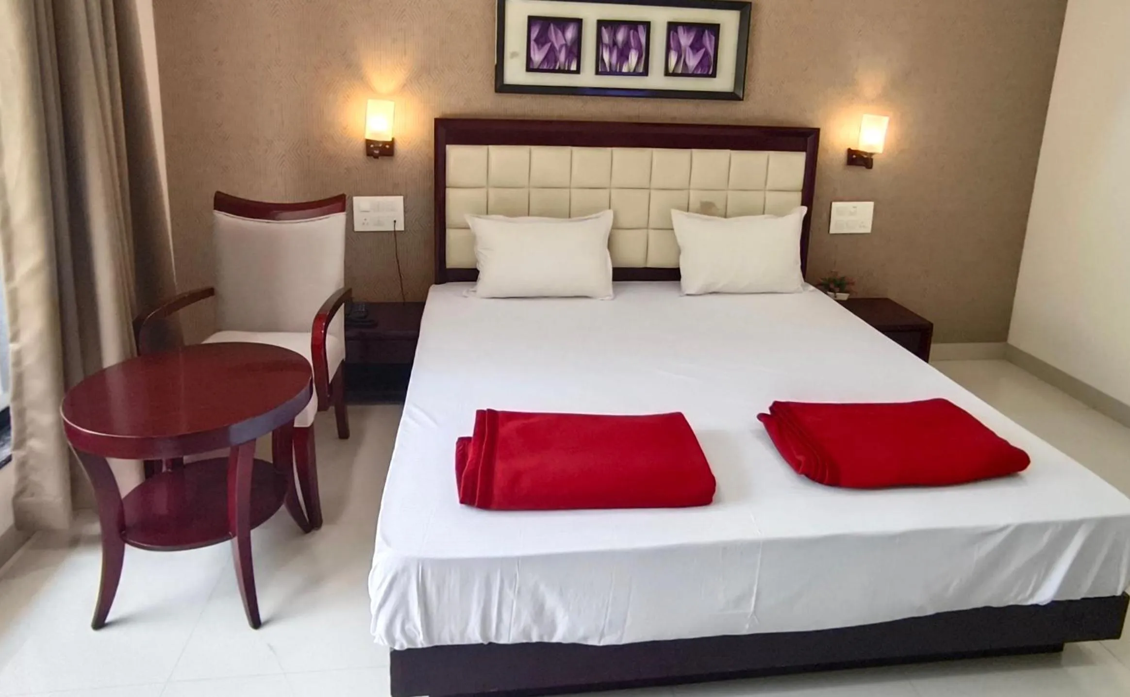 Bed in Krishna Inn