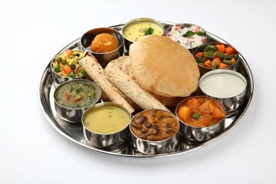 Food in Krishna Inn