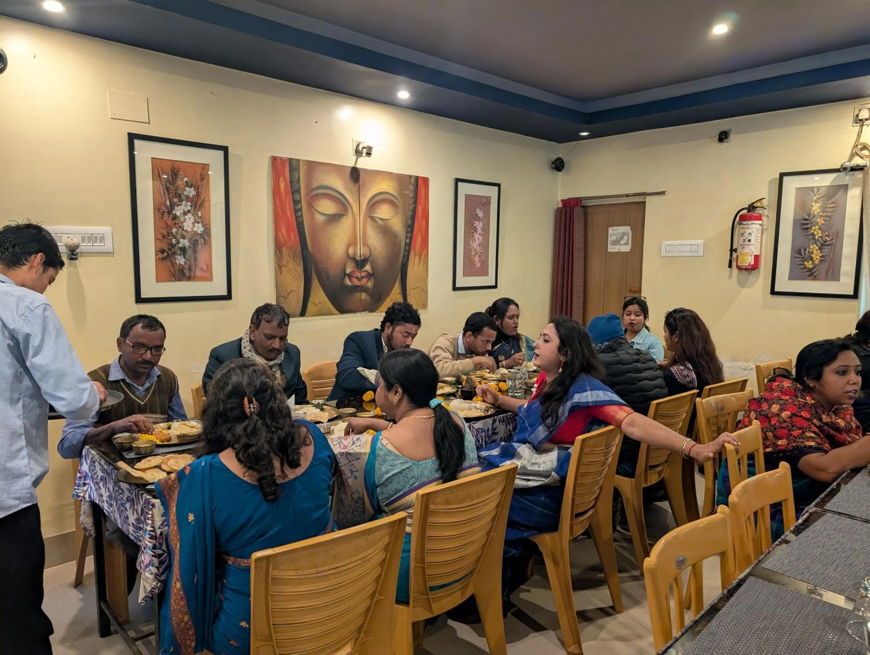 Restaurant/places to eat in Rangamati Garden Resort