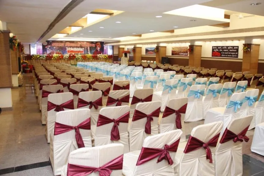 Hotel Sheela Shree Plaza