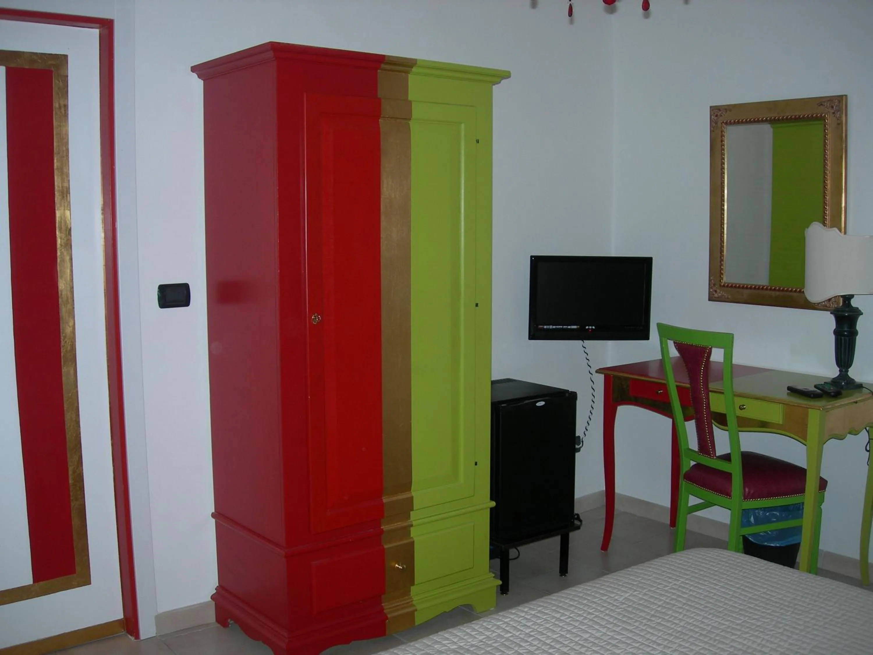 Decorative detail in Hotel Due Spade