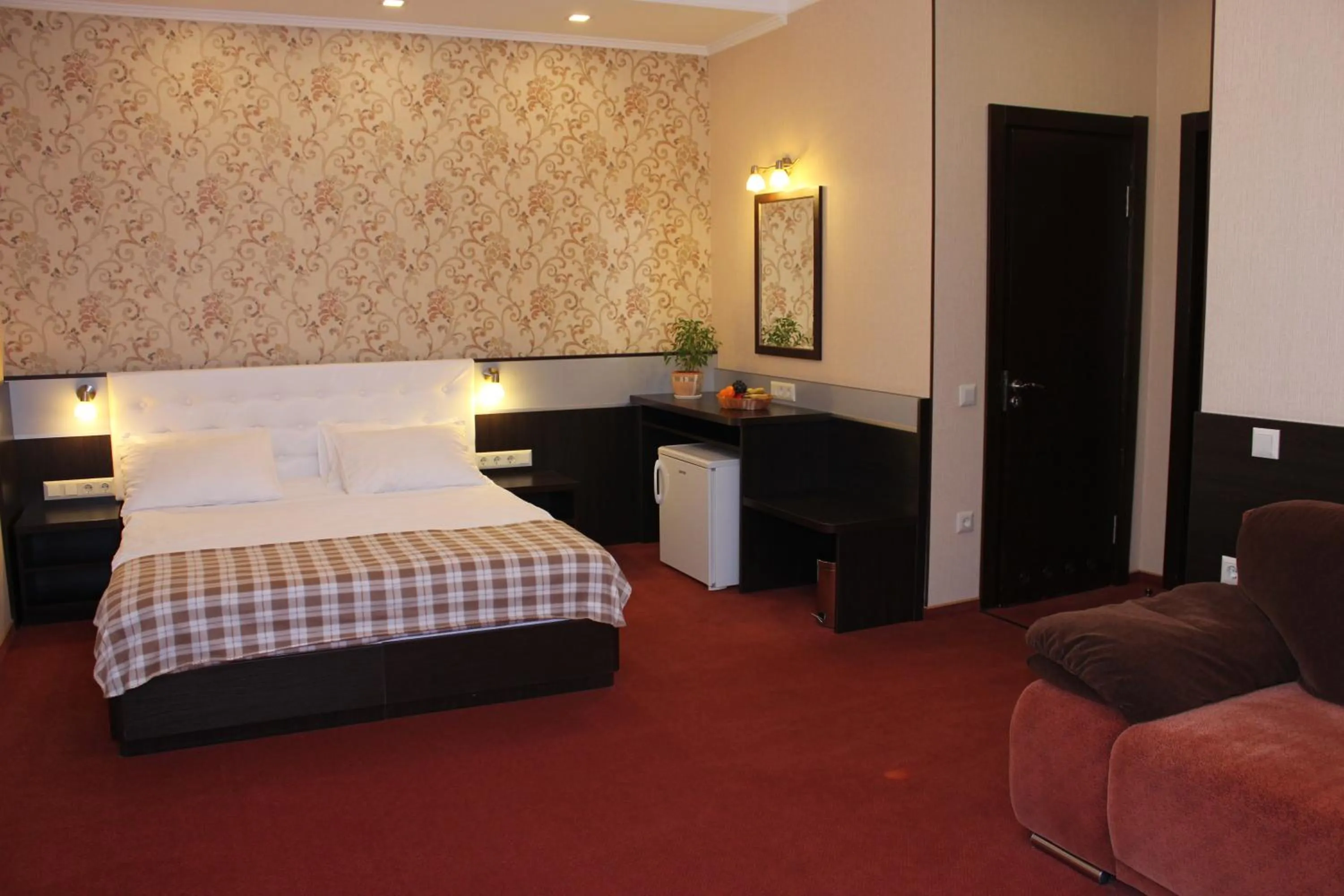 Photo of the whole room, Bed in Kiev 365 Park Hotel