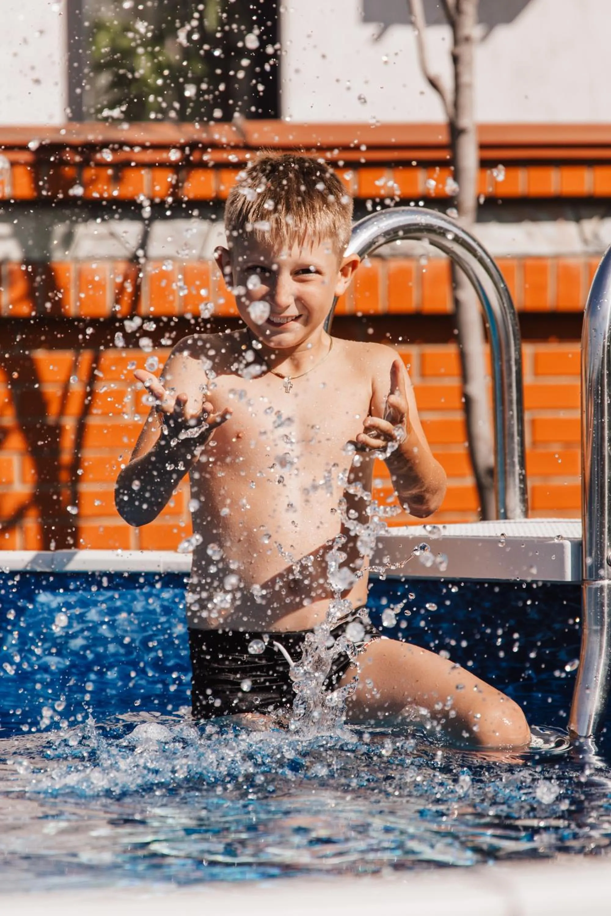 Swimming pool in Kiev 365 Park Hotel