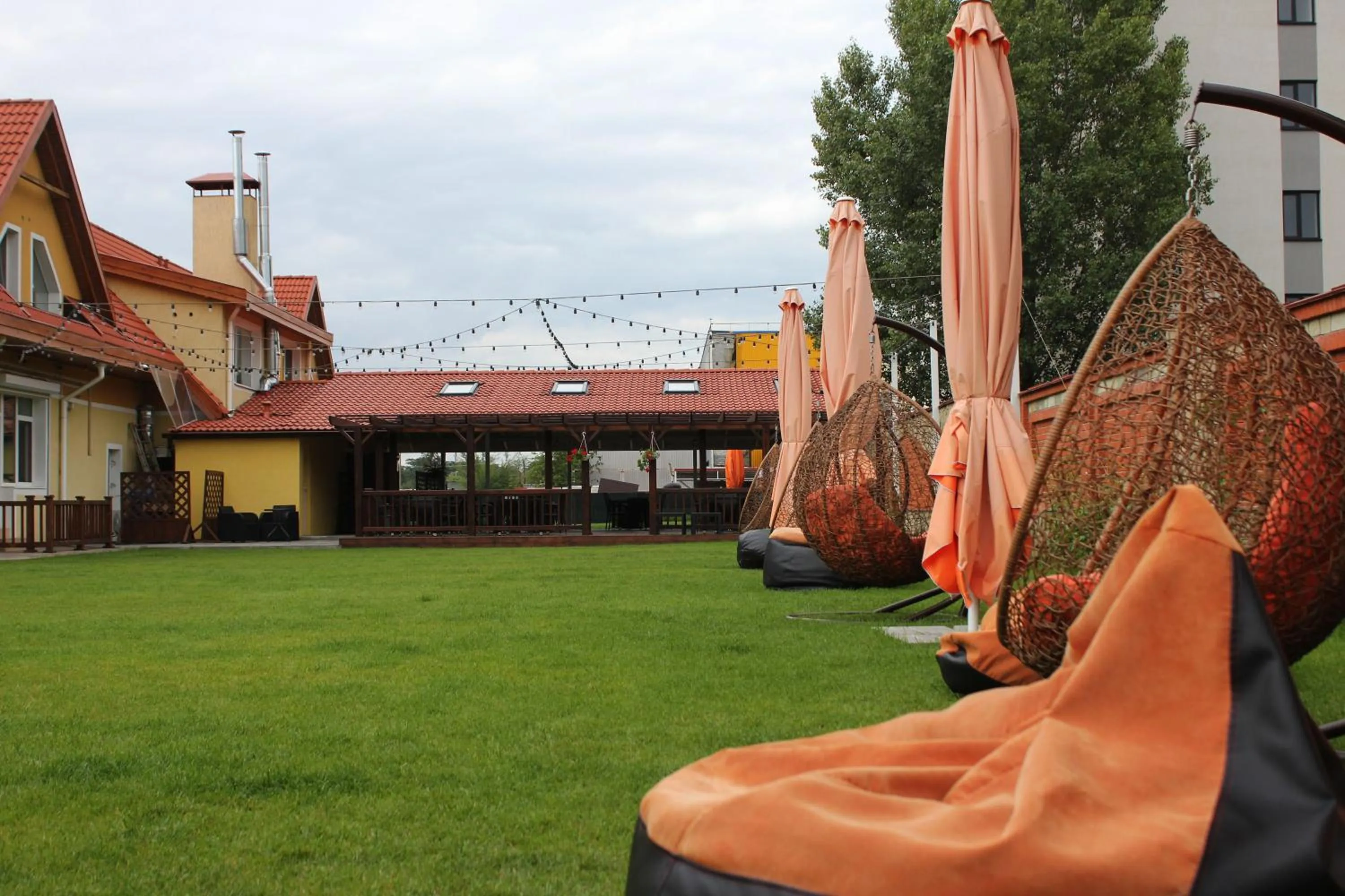 Property building in Kiev 365 Park Hotel