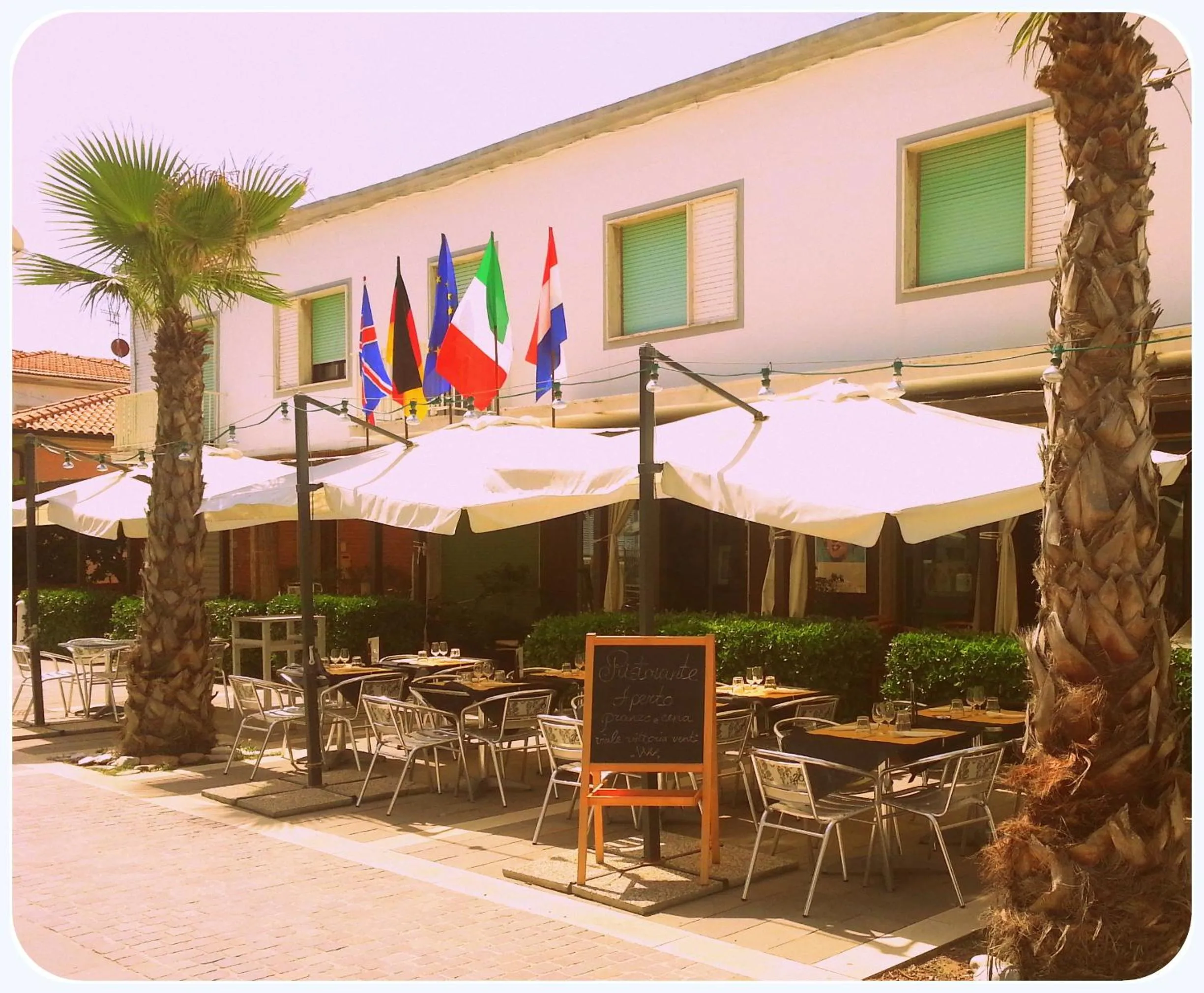 Facade/entrance in Hotel Aurora