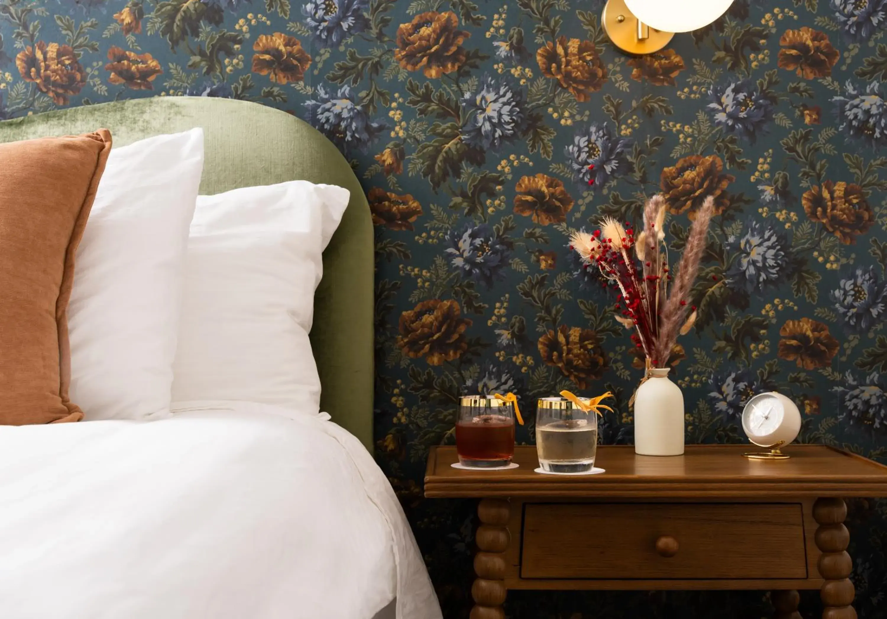 Petit Soleil - Bed, Breakfast and Bar Petit Soleil - Bed, Breakfast and Bar