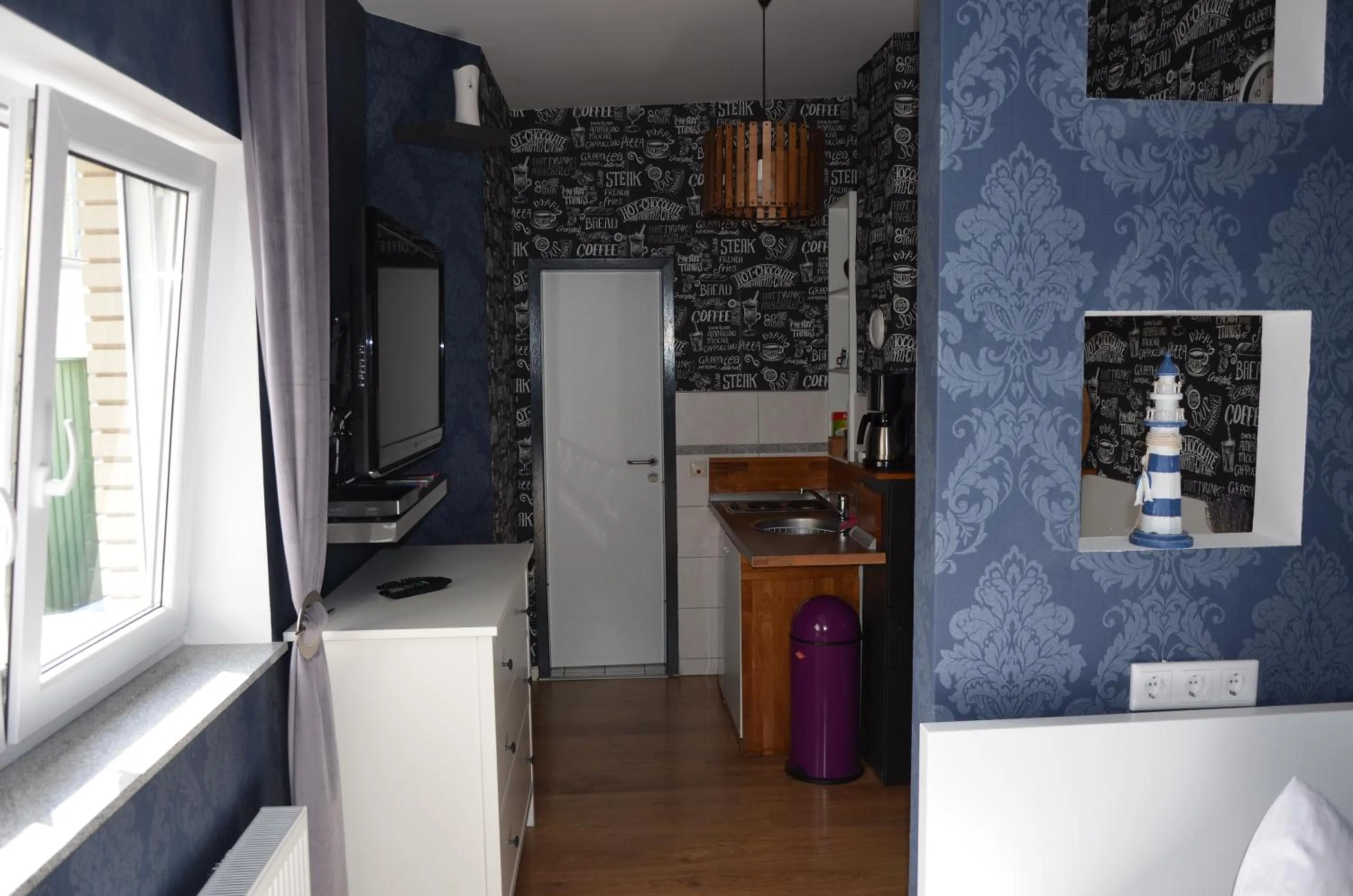 Kitchen or kitchenette in Apartments Am Werdersee