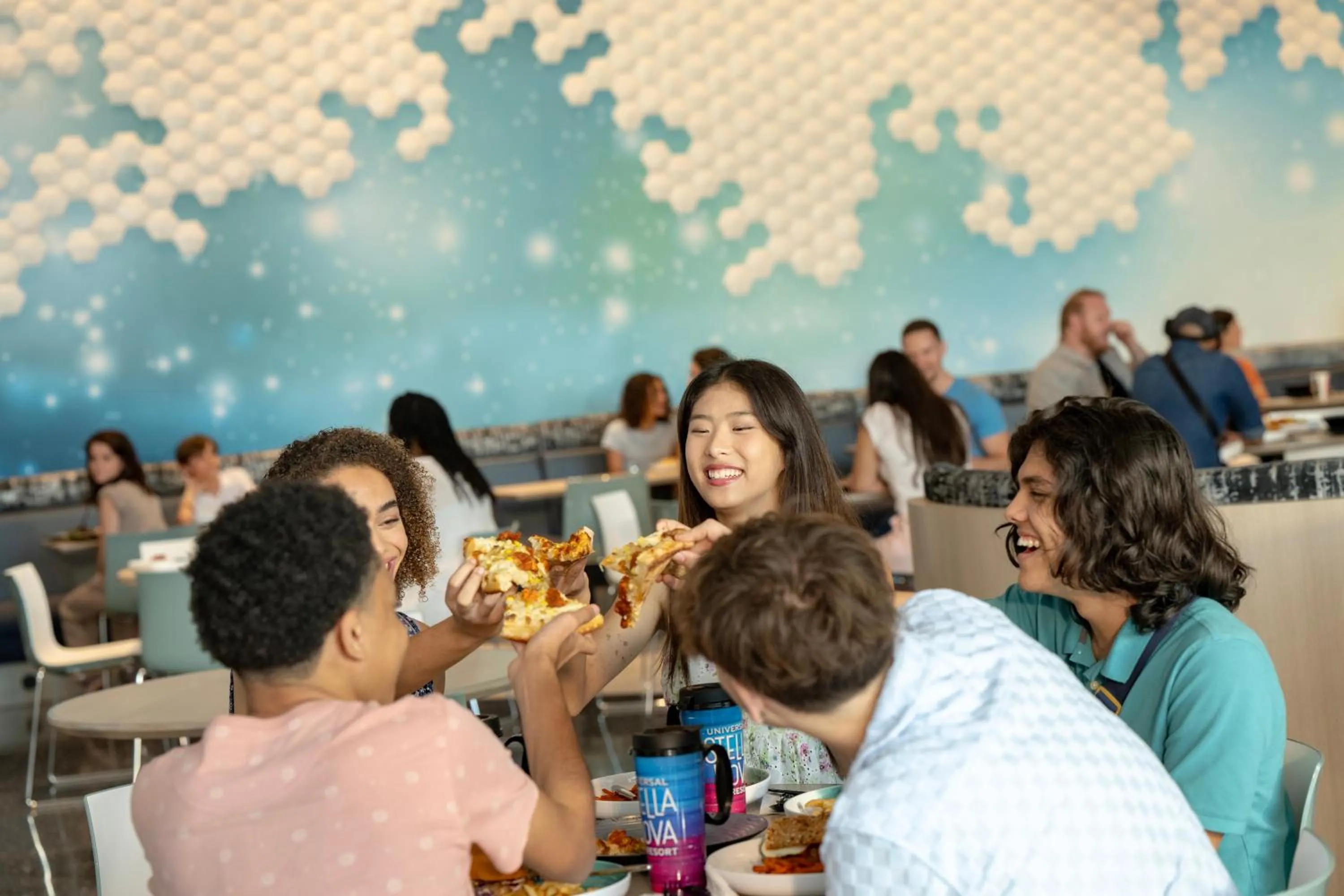 Restaurant/places to eat in Universal's Stella Nova Resort