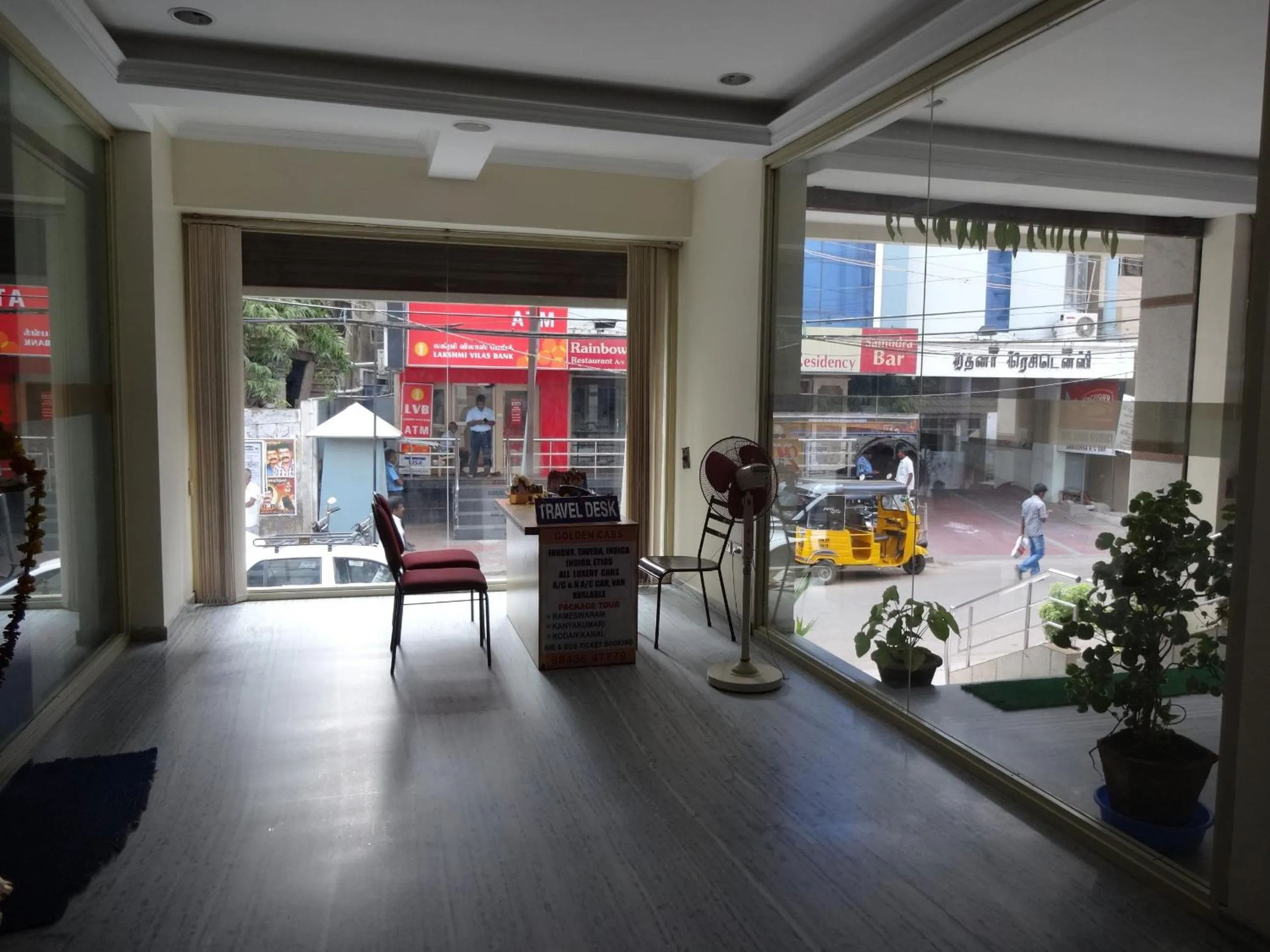 Lobby or reception in The Golden Park