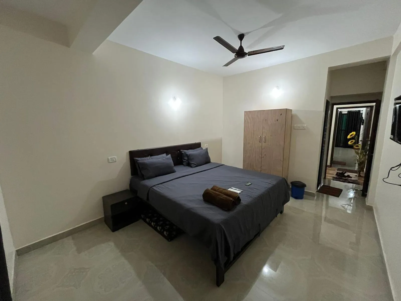 Photo of the whole room, Bed in Hotel Saffron Baga