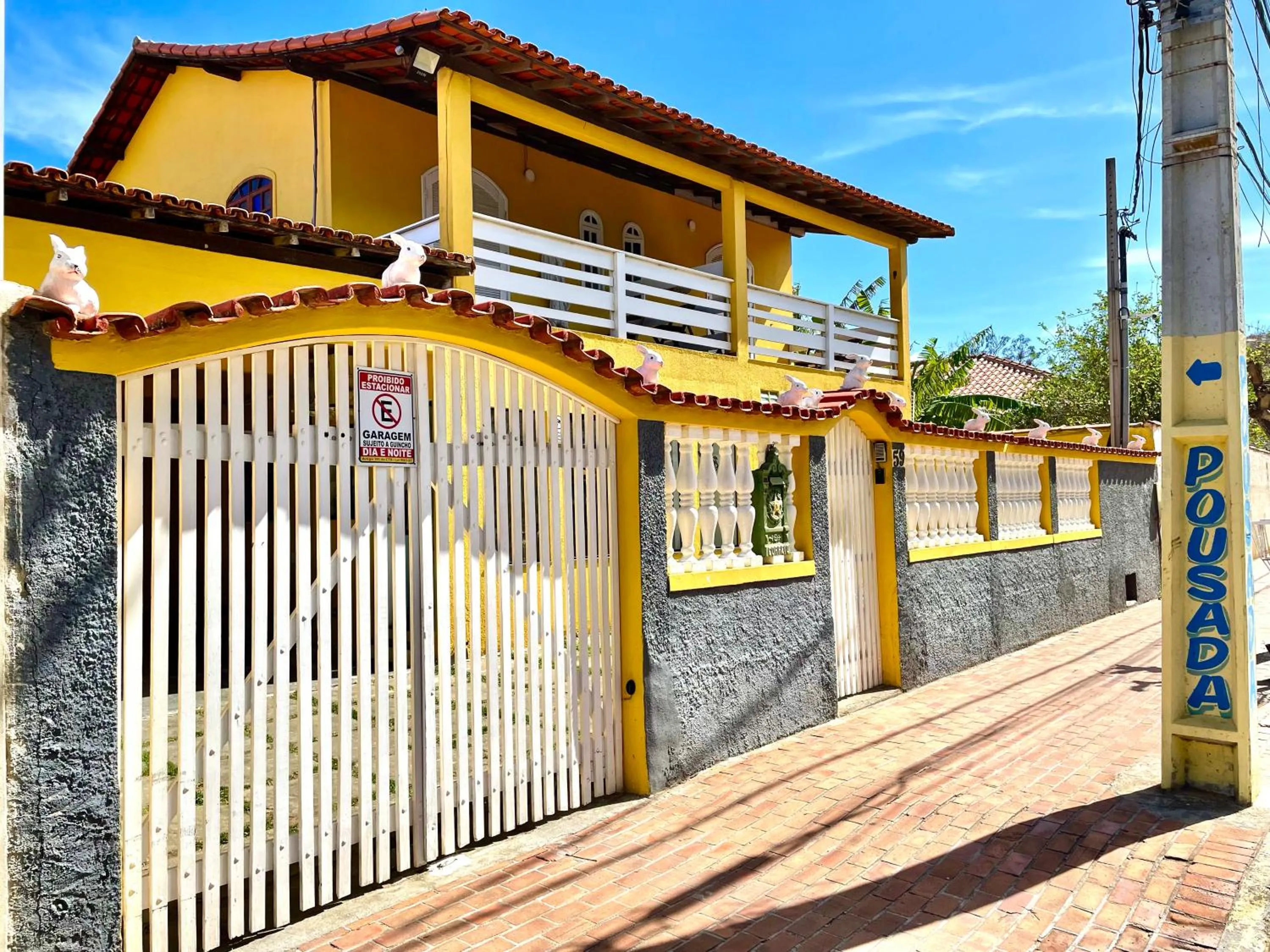 Facade/entrance in Pousada Toca dos Coelhos
