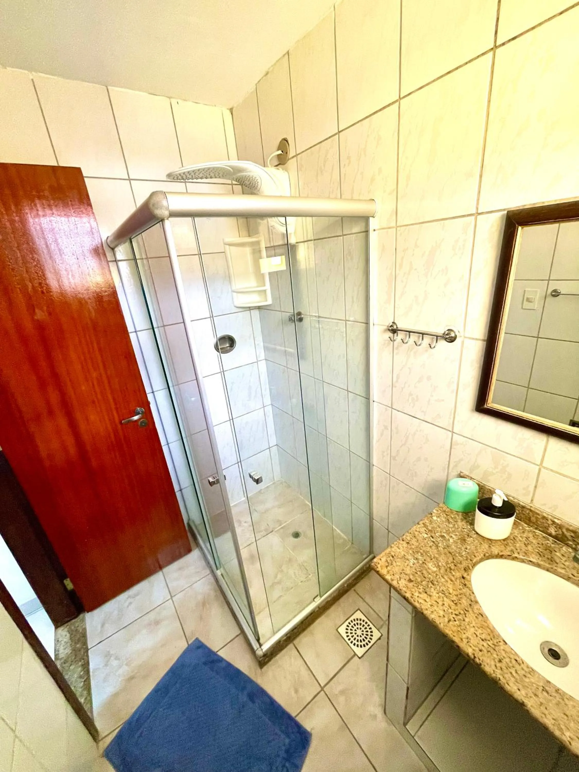 Shower in Pousada Toca dos Coelhos