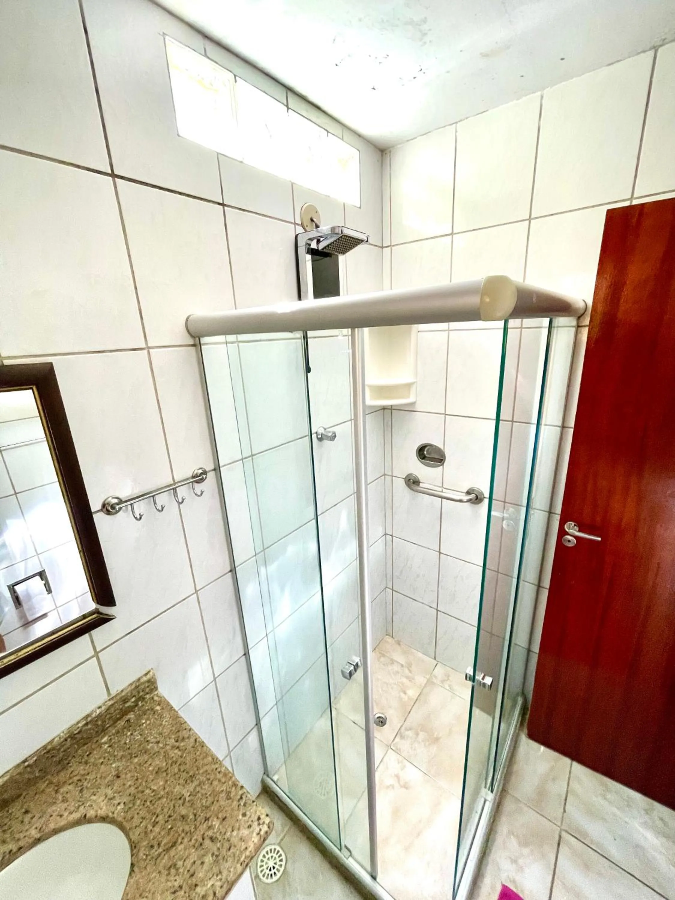 Shower in Pousada Toca dos Coelhos