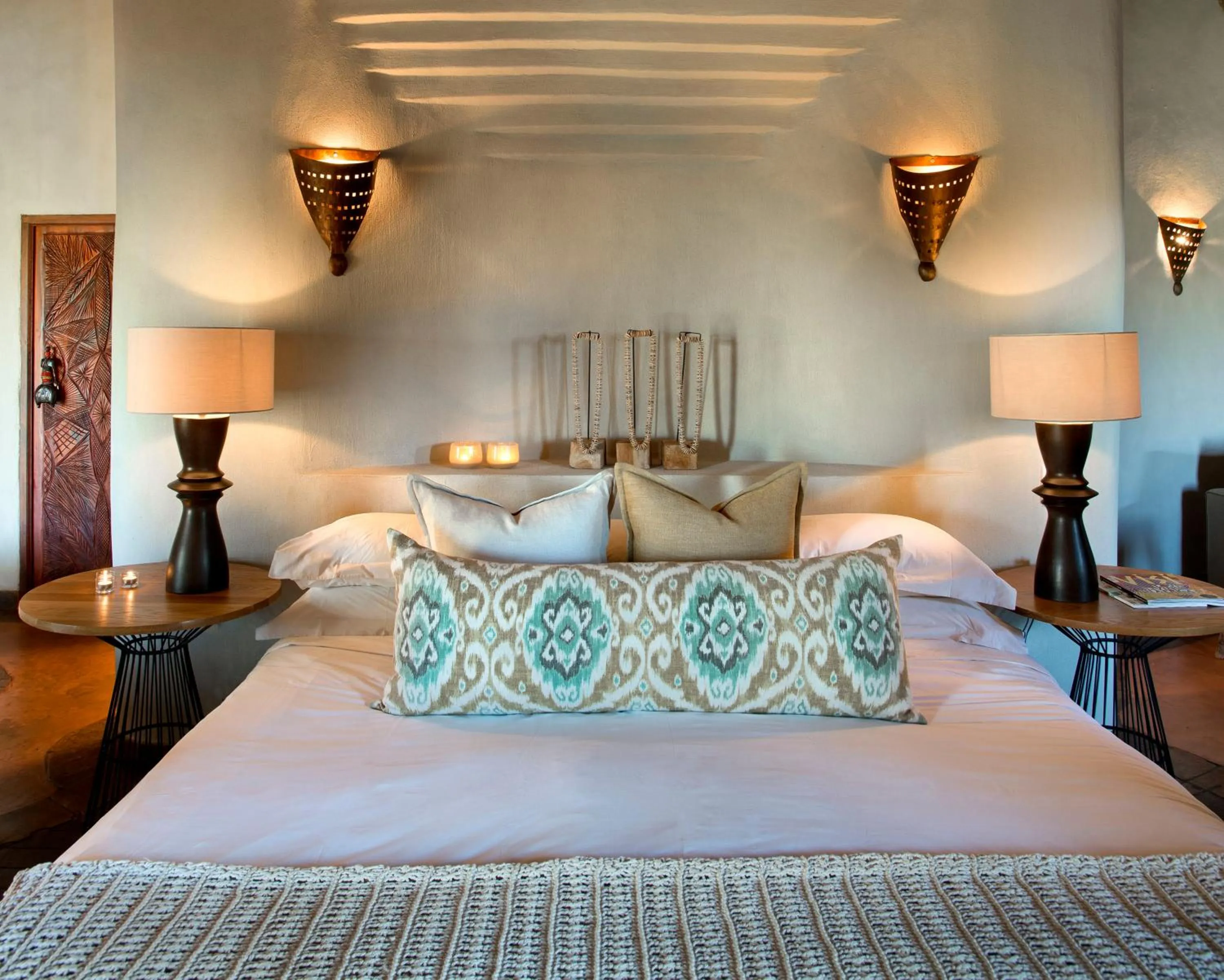 Bed in Madikwe Safari Lodge