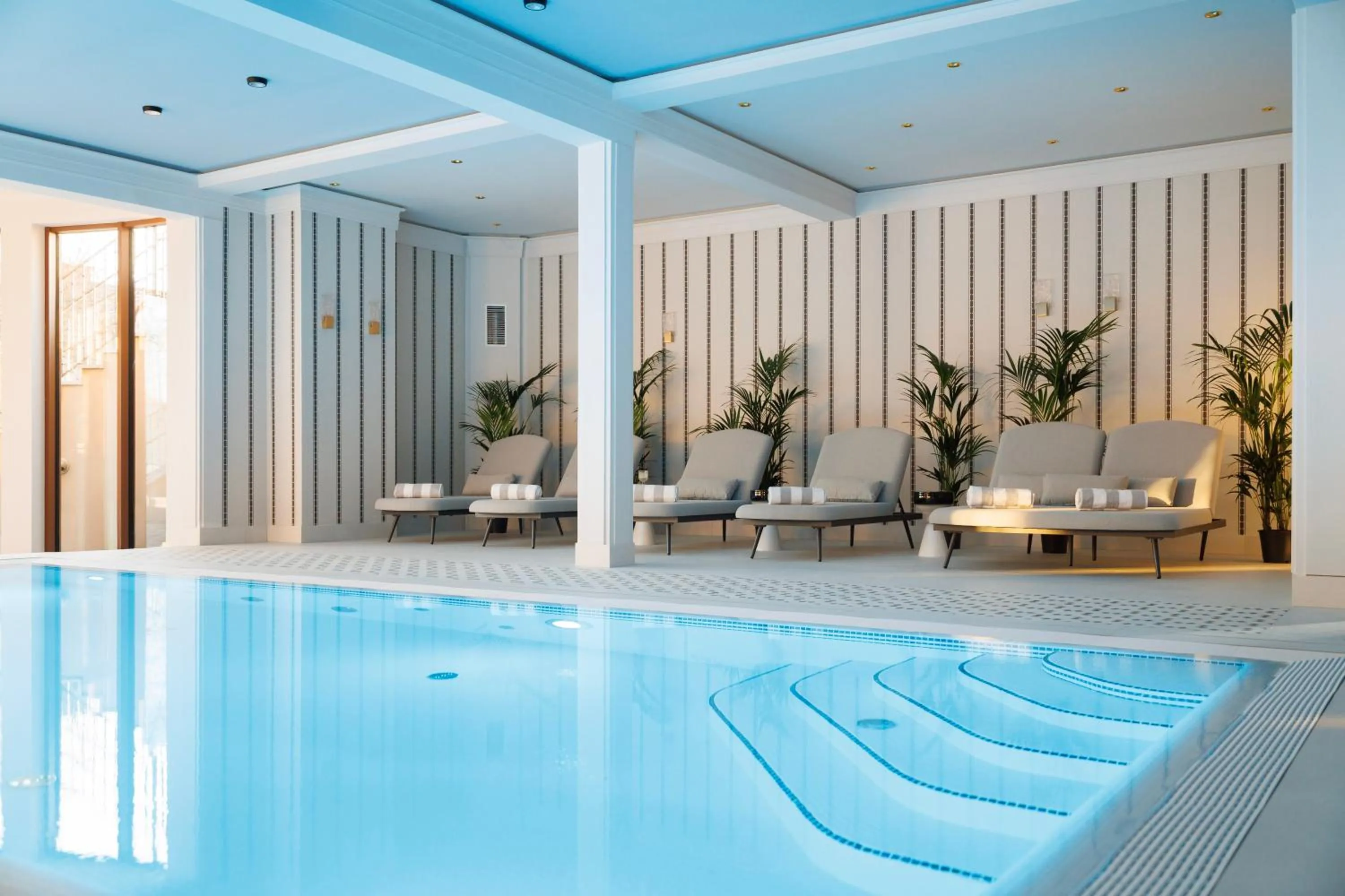 Swimming pool in Dwór Prezydencki Boutique Hotel & SPA