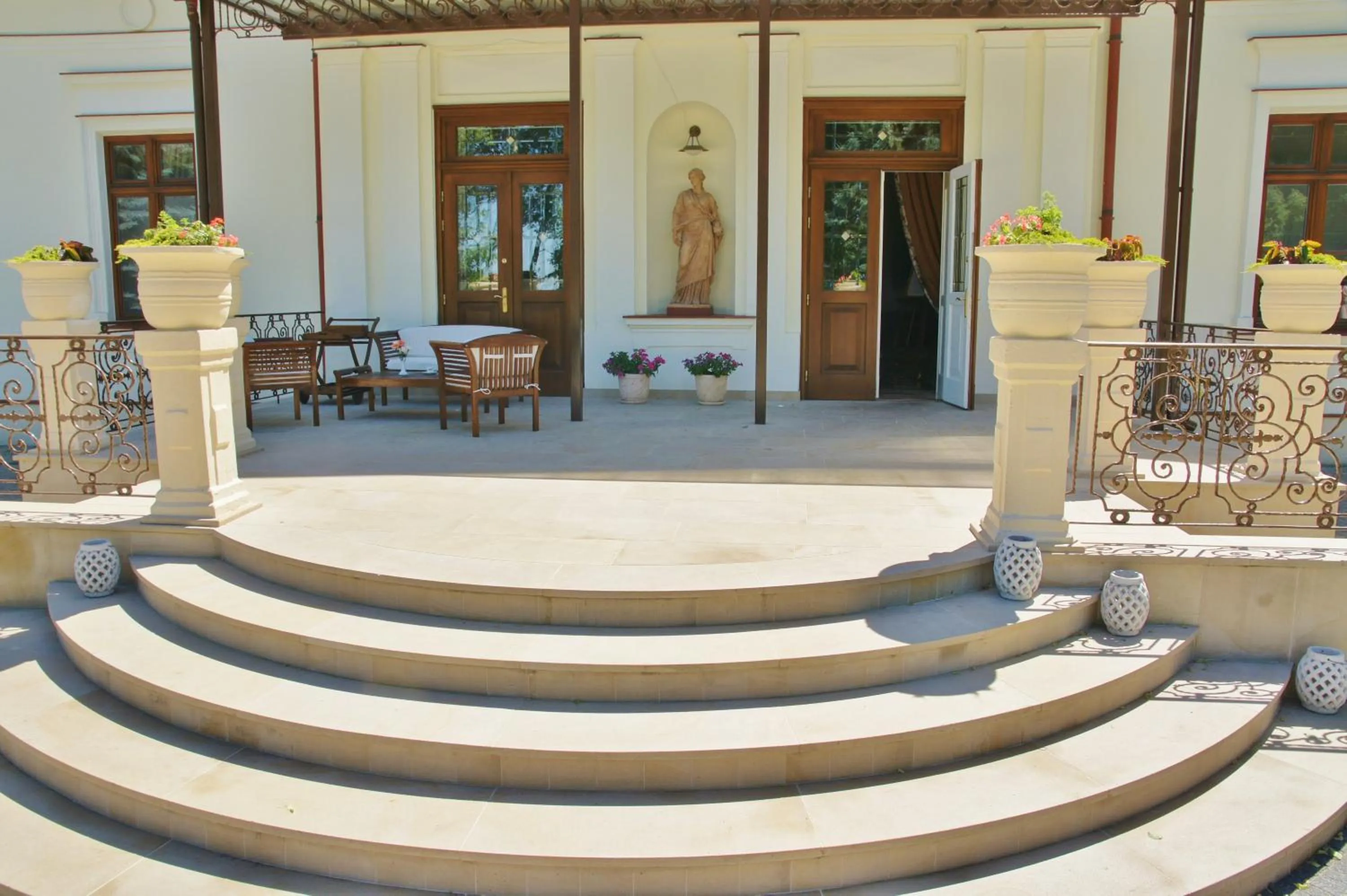 Facade/entrance in Dwór Prezydencki Boutique Hotel & SPA