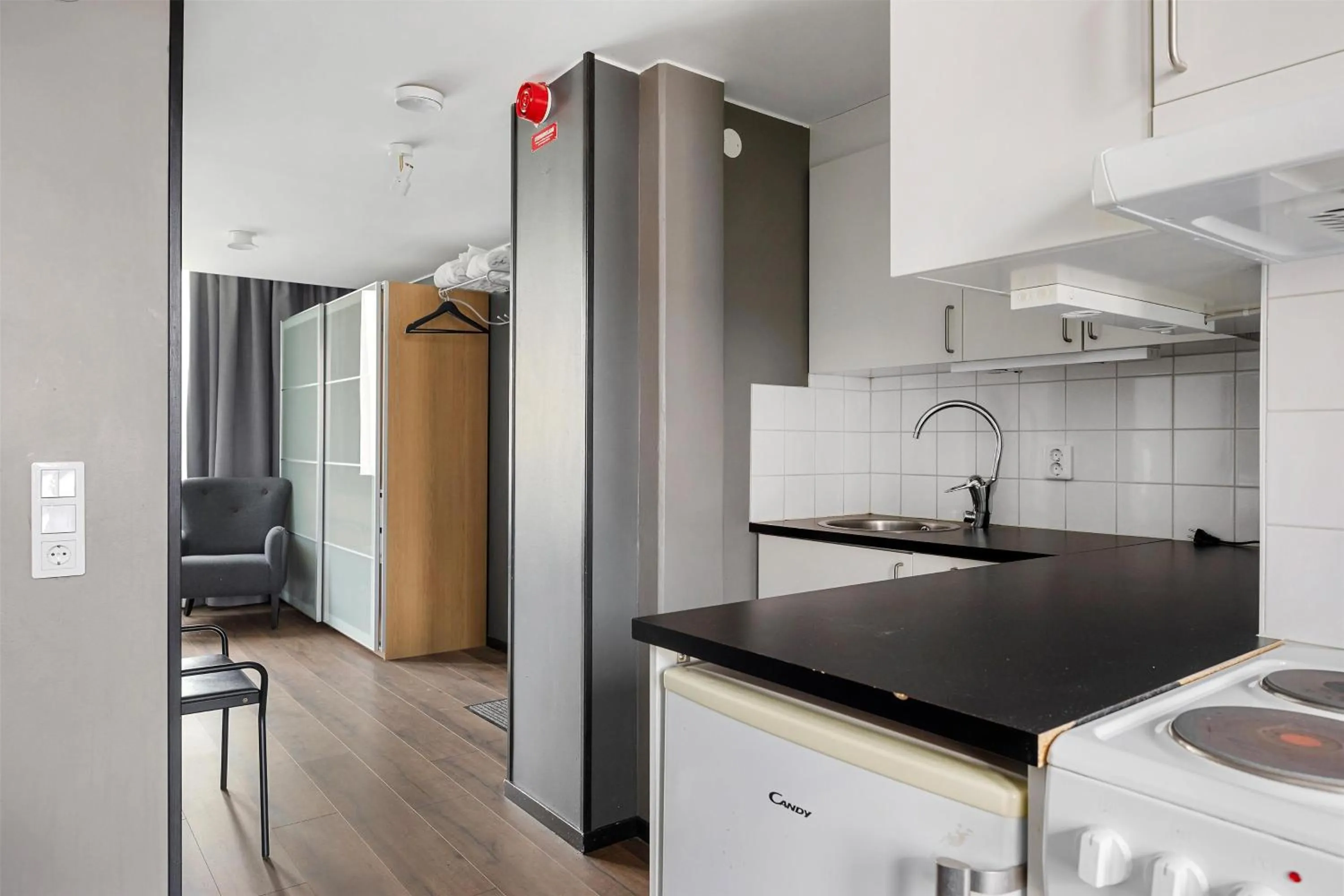 Kitchen or kitchenette in First Hotel Central