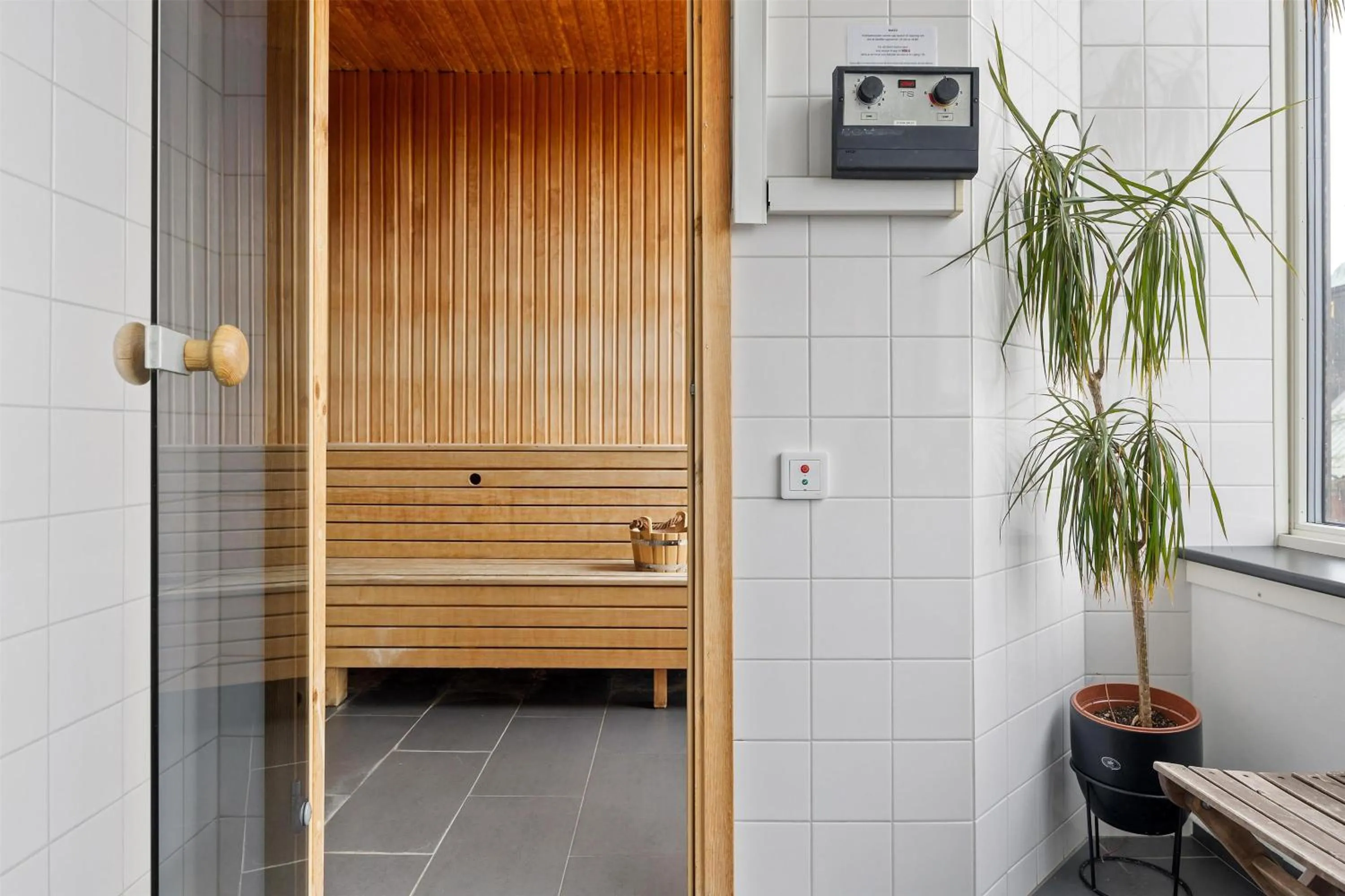 Spa and wellness centre/facilities in First Hotel Central