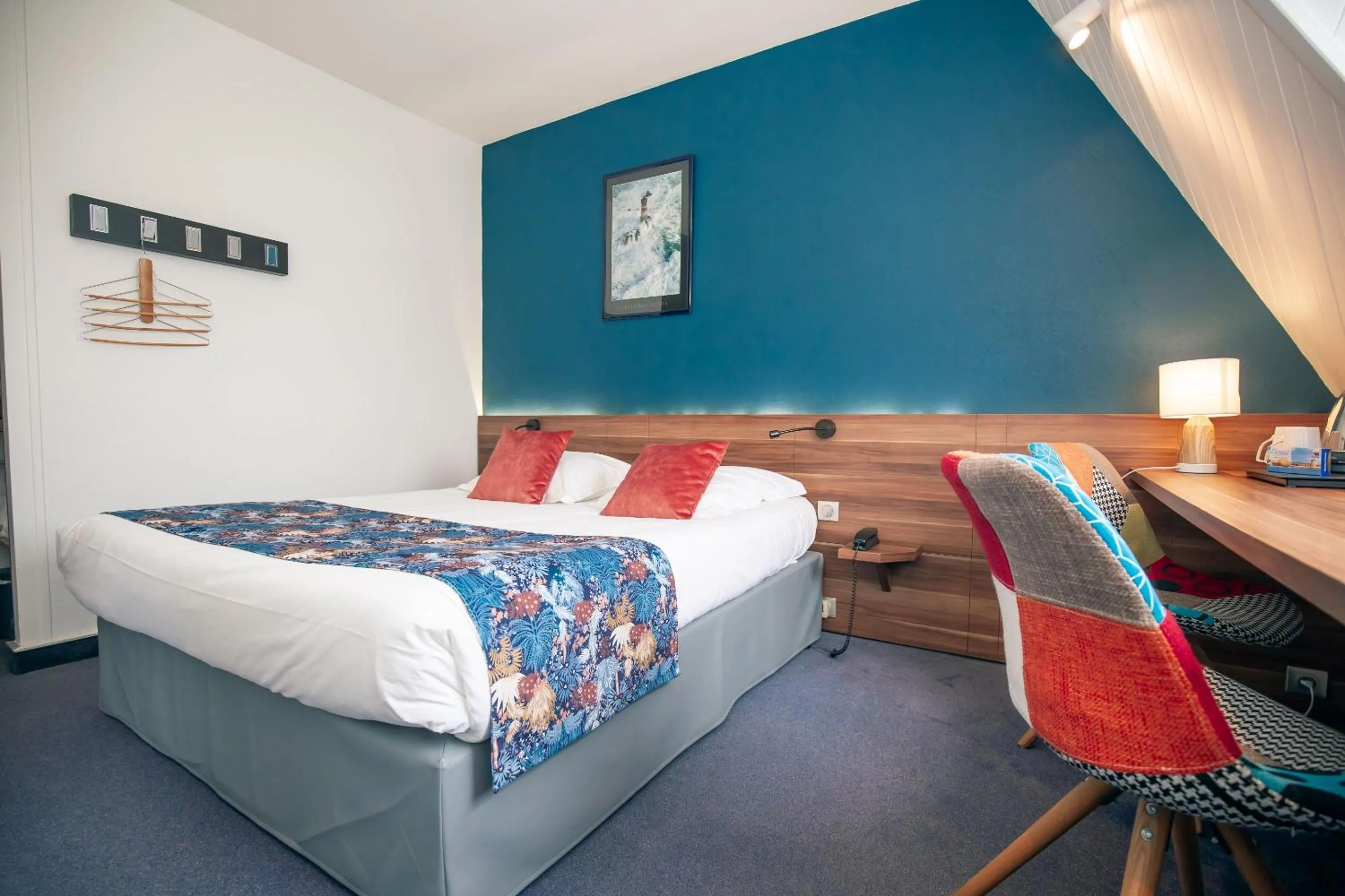 Bedroom, Bed in Logis Hôtel de France - Face à la Mer