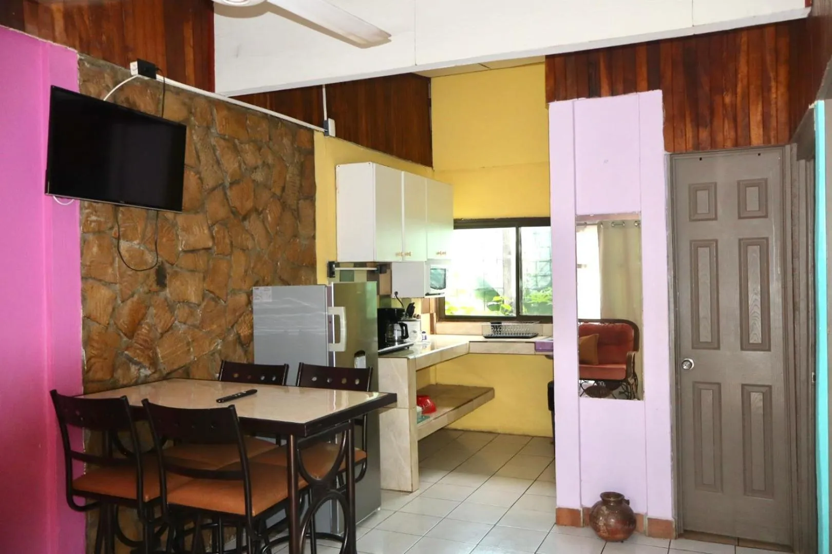 TV and multimedia in Coconut Beach House