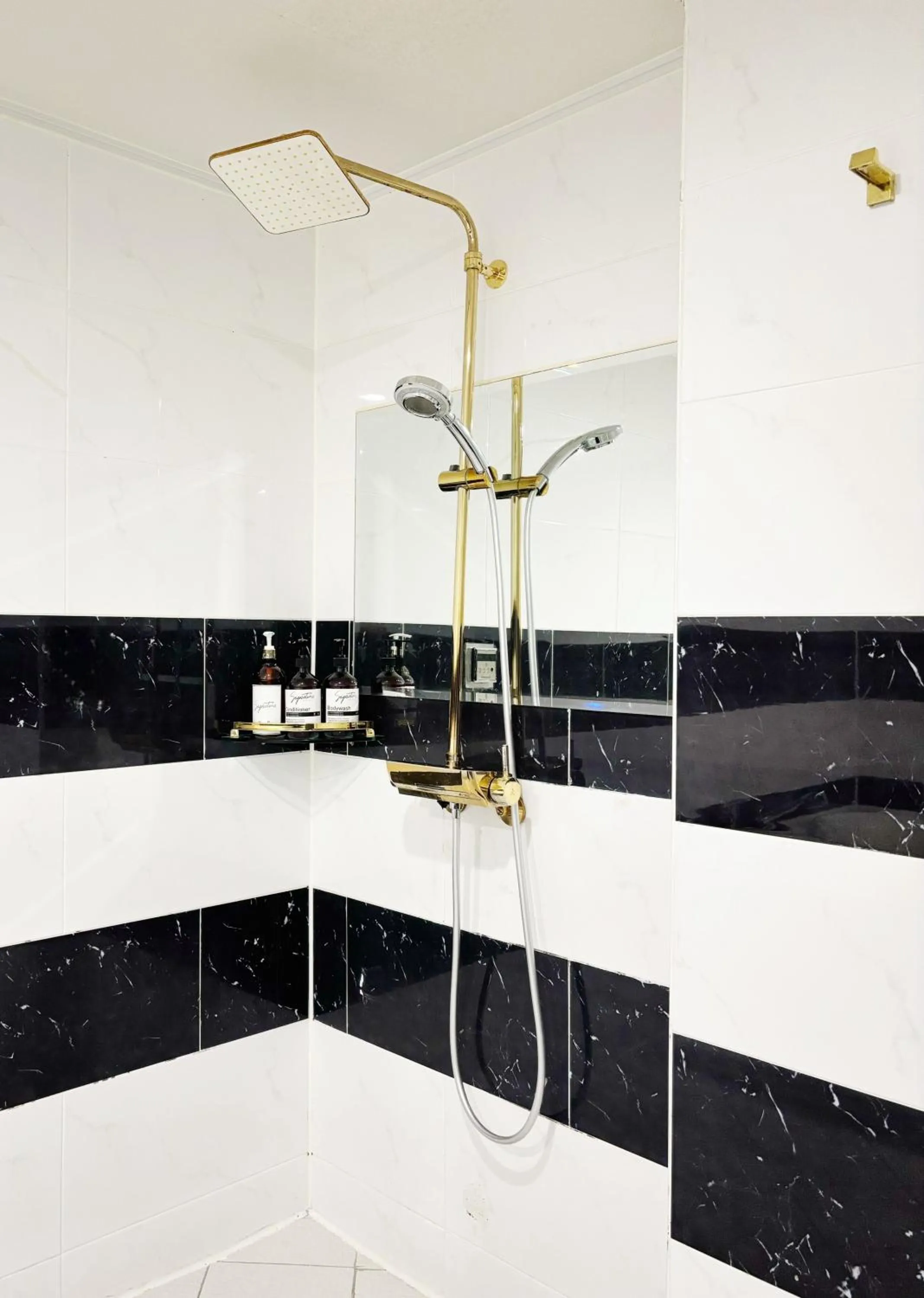 Dongdaemun Signature Tourist Hotel