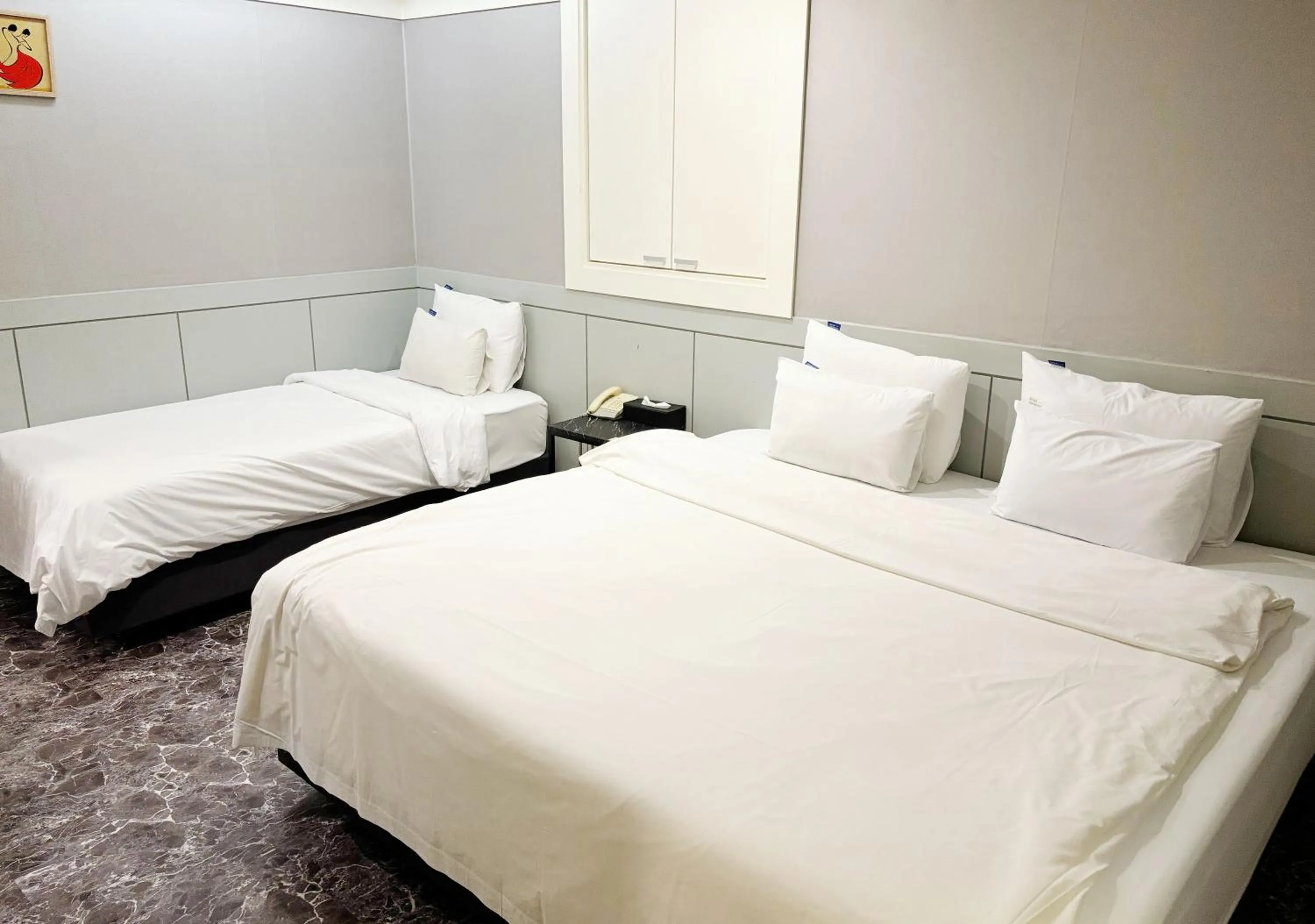 Bed in Dongdaemun Signature Tourist Hotel