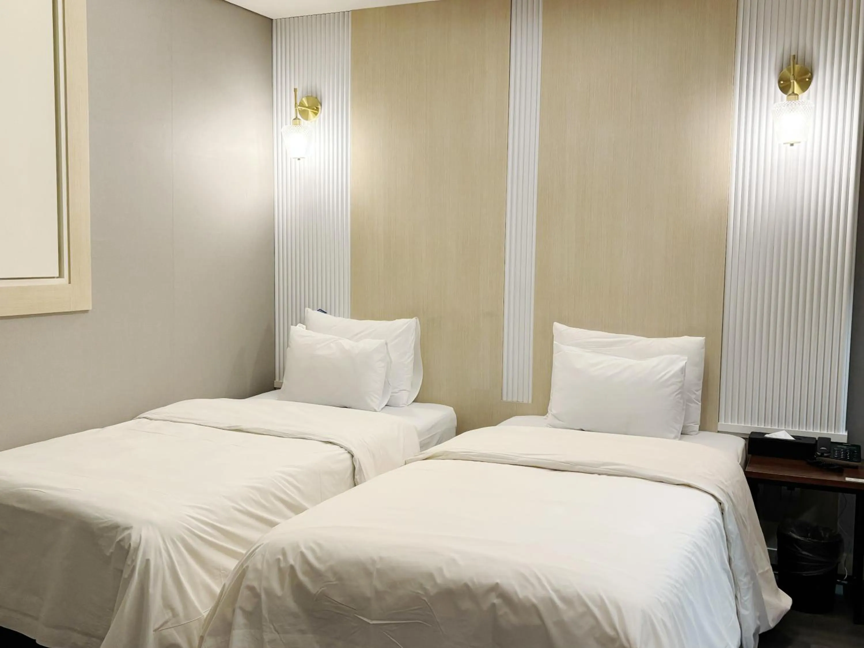 Bed in Dongdaemun Signature Tourist Hotel