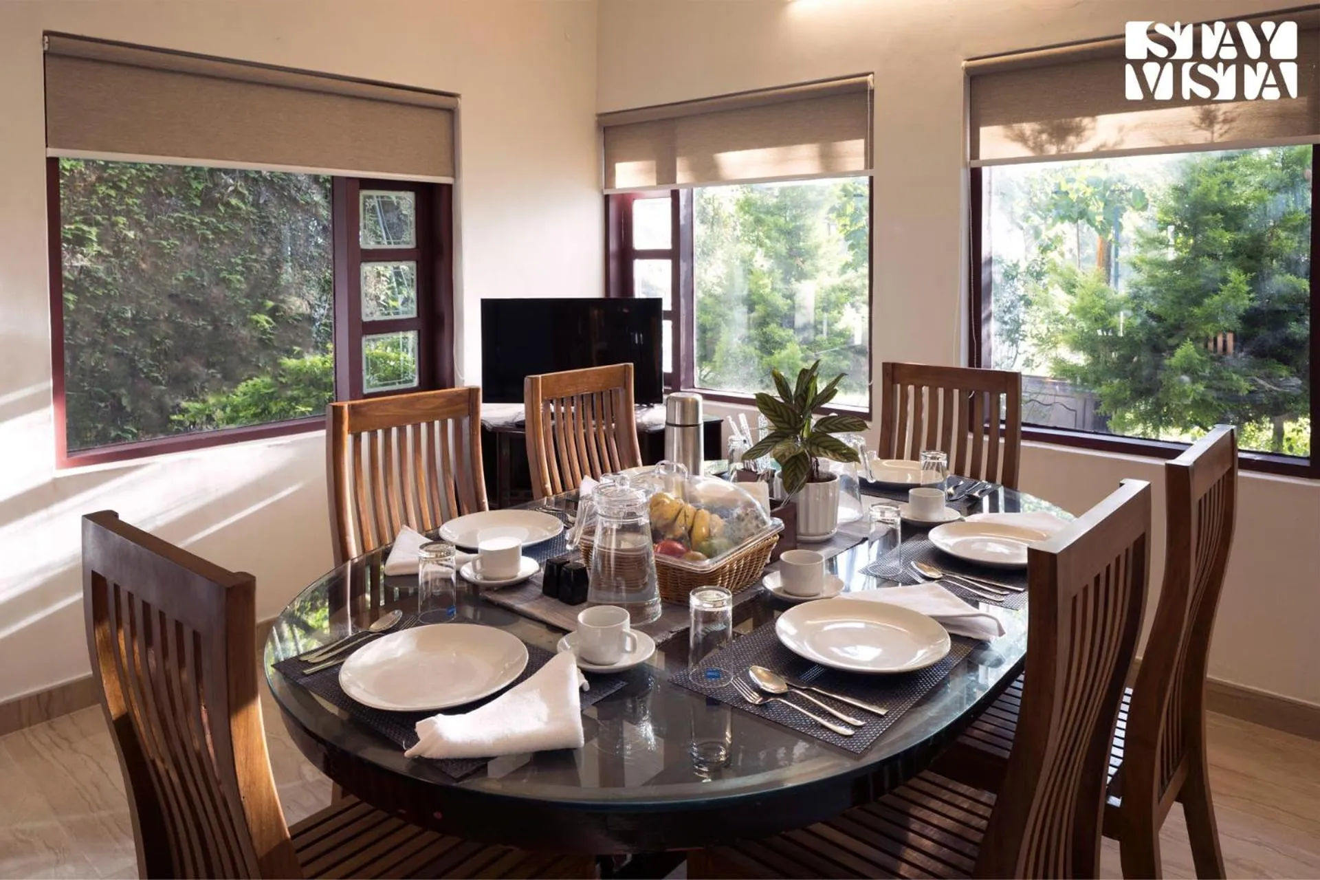 Dining area in StayVista at Vale Echoes - Breakfast Included