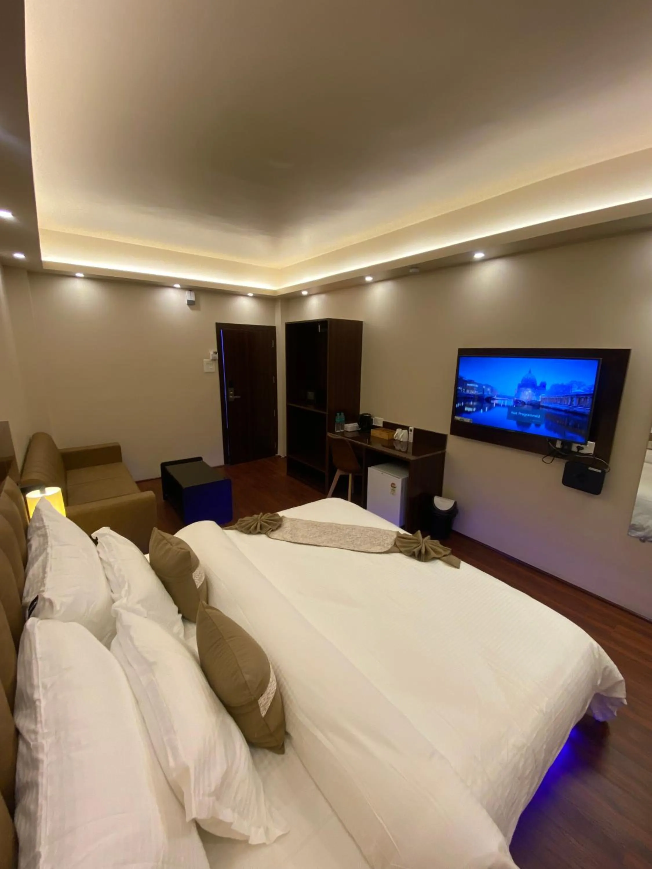 Photo of the whole room, Bed in XCELSIOR HOTEL & SPA
