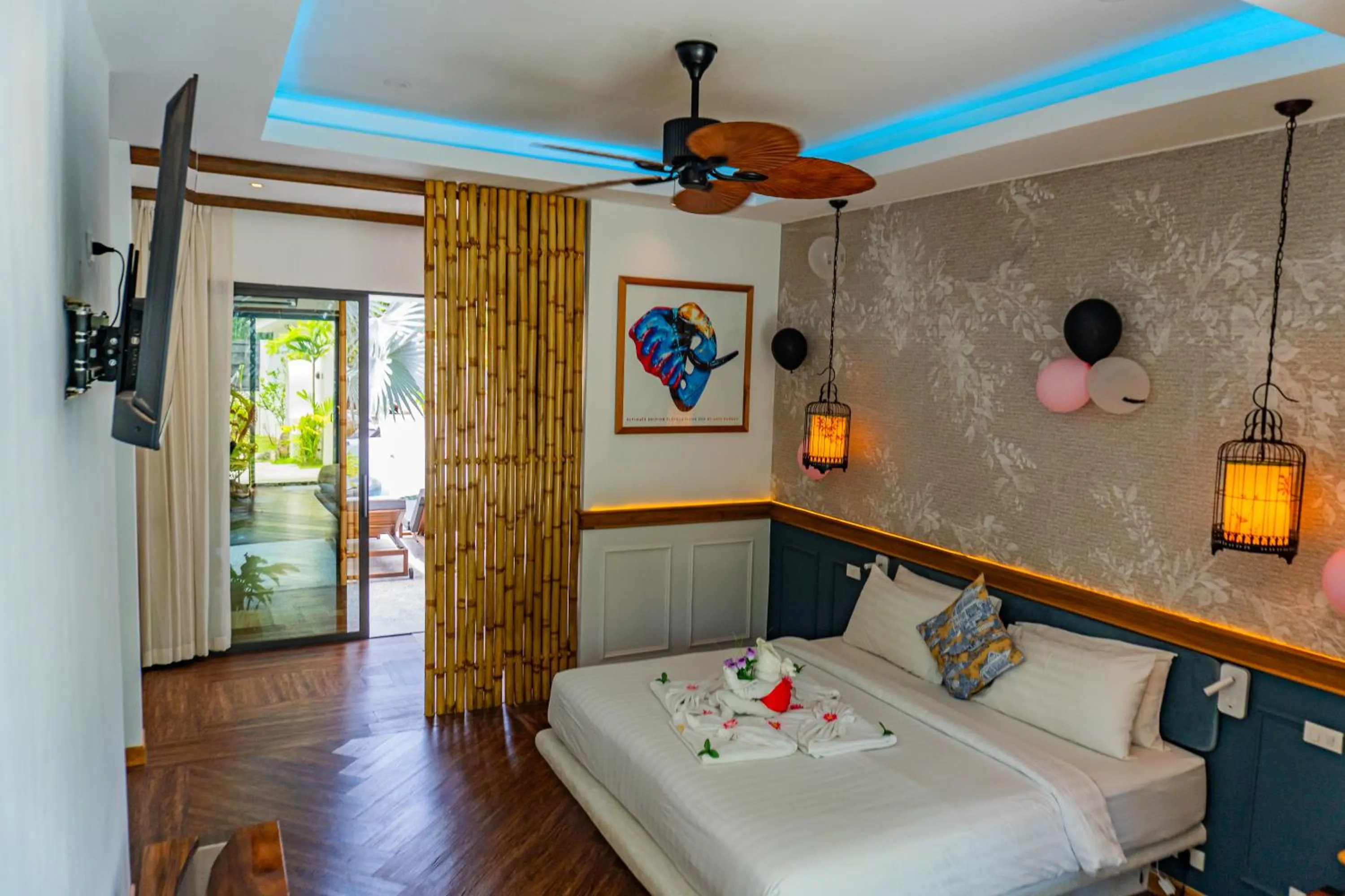 Bed in La Belle Vie - Boutique Hotel Adults Only