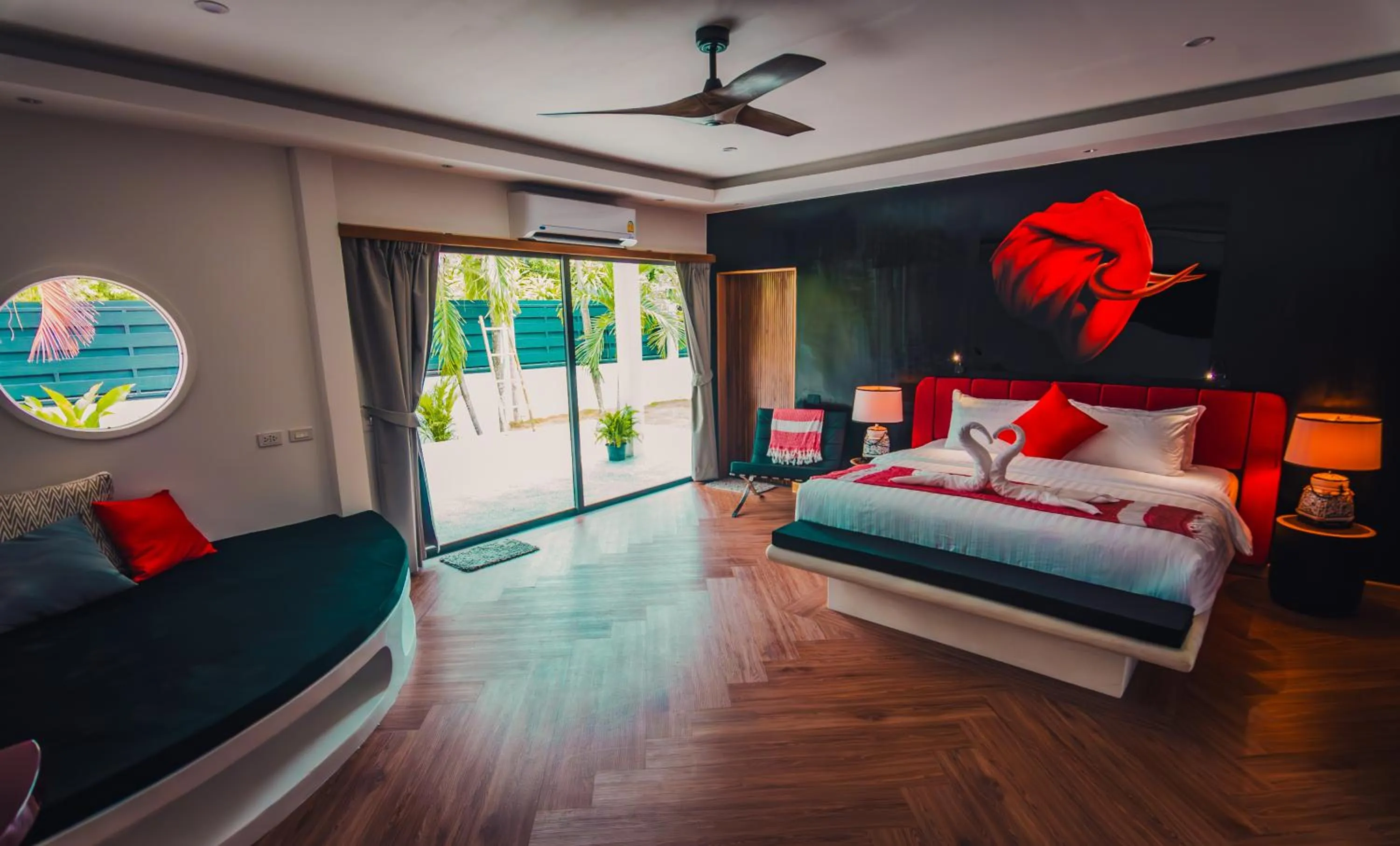 Bed in La Belle Vie - Boutique Hotel Adults Only