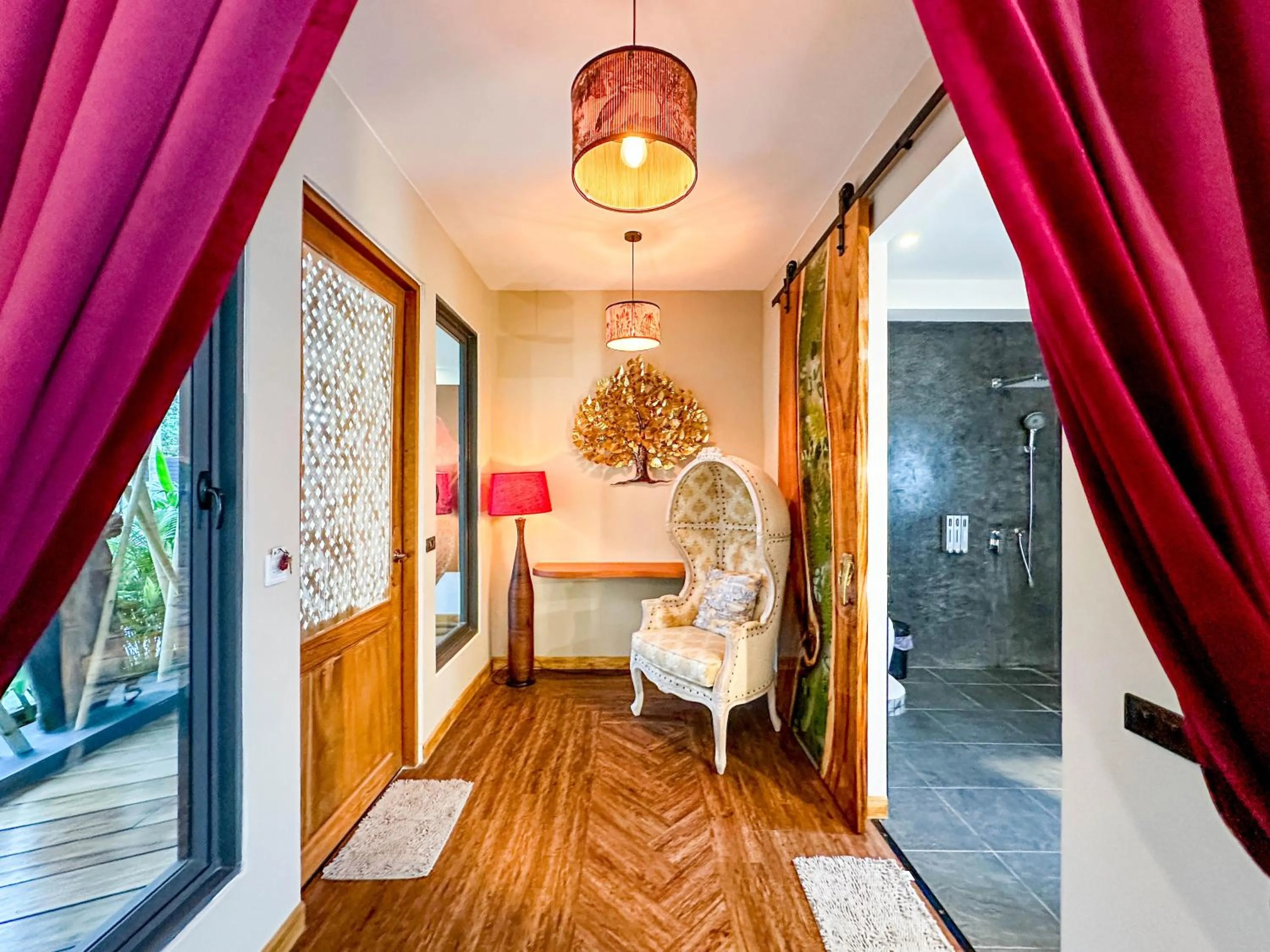 Bathroom, Bed in La Belle Vie - Boutique Hotel Adults Only