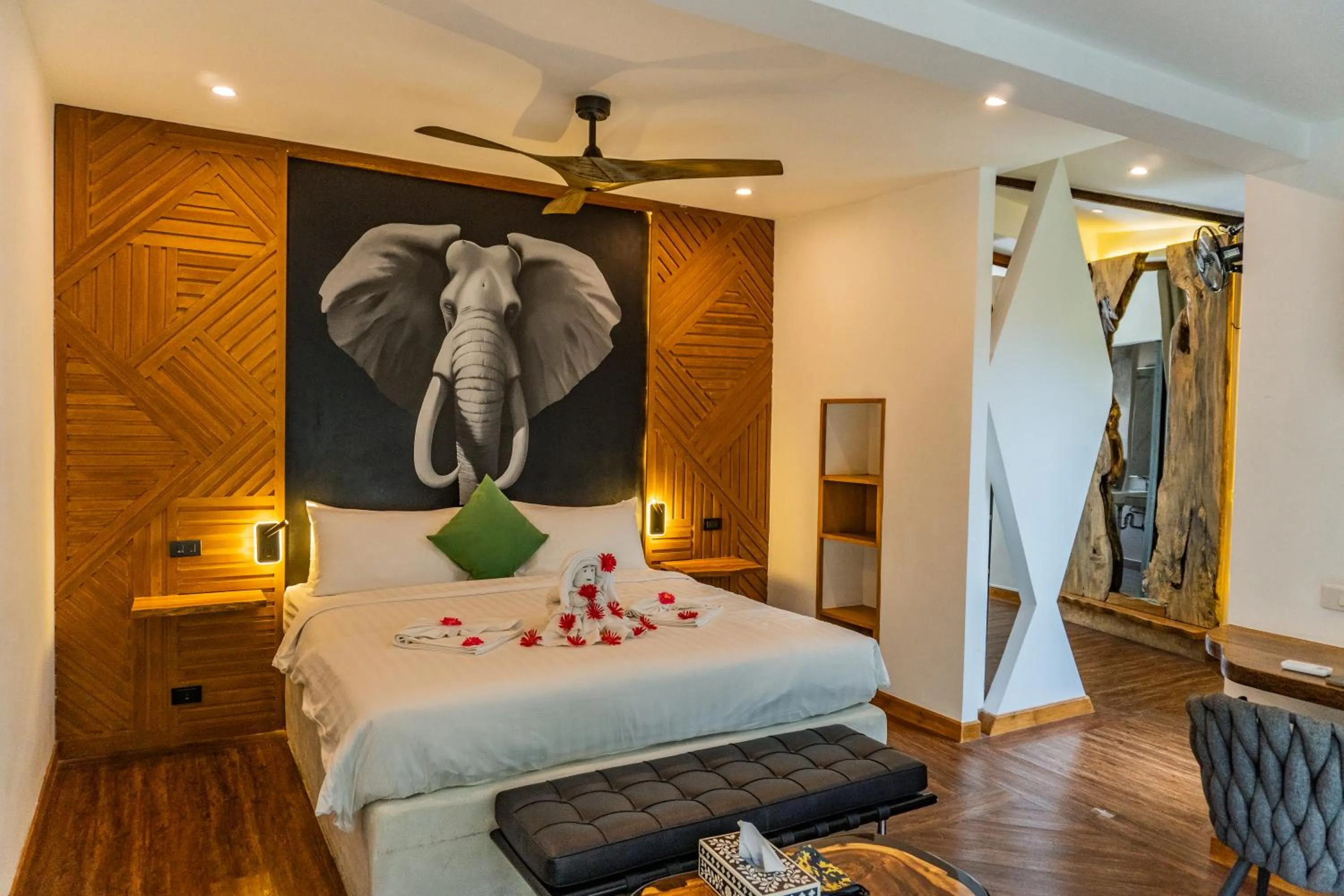 Bed in La Belle Vie - Boutique Hotel Adults Only