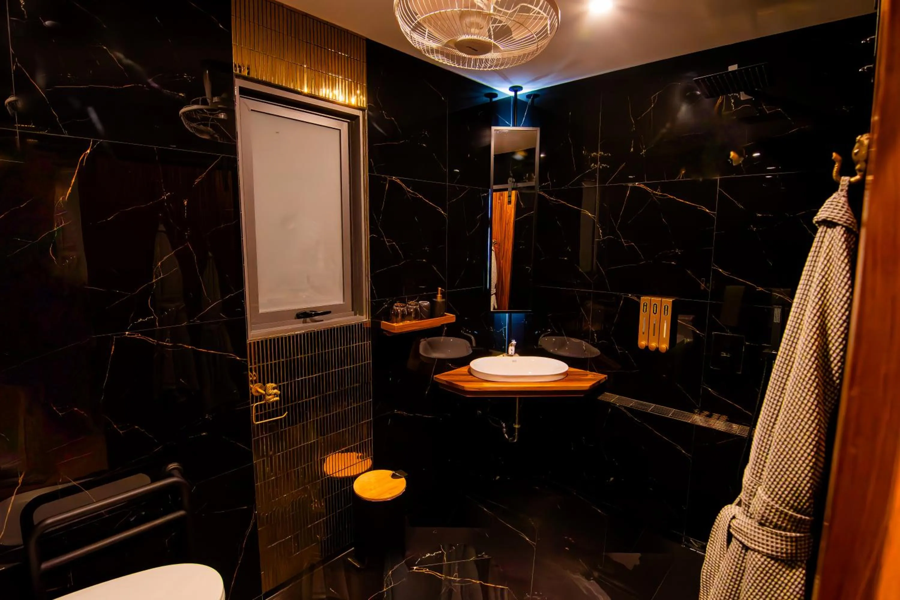 Shower in La Belle Vie - Boutique Hotel Adults Only