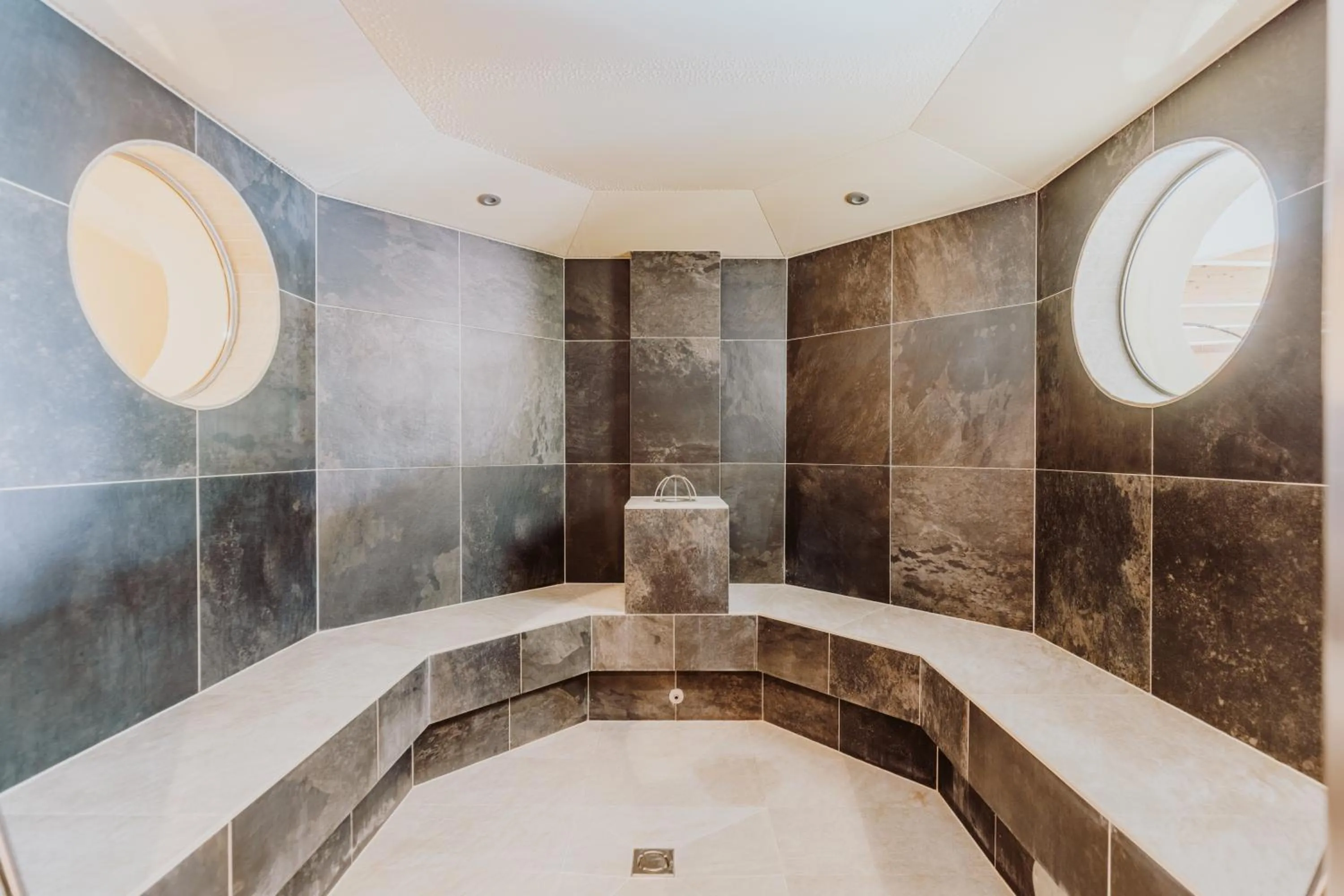 Steam room in Landhotel Gschirnwirt