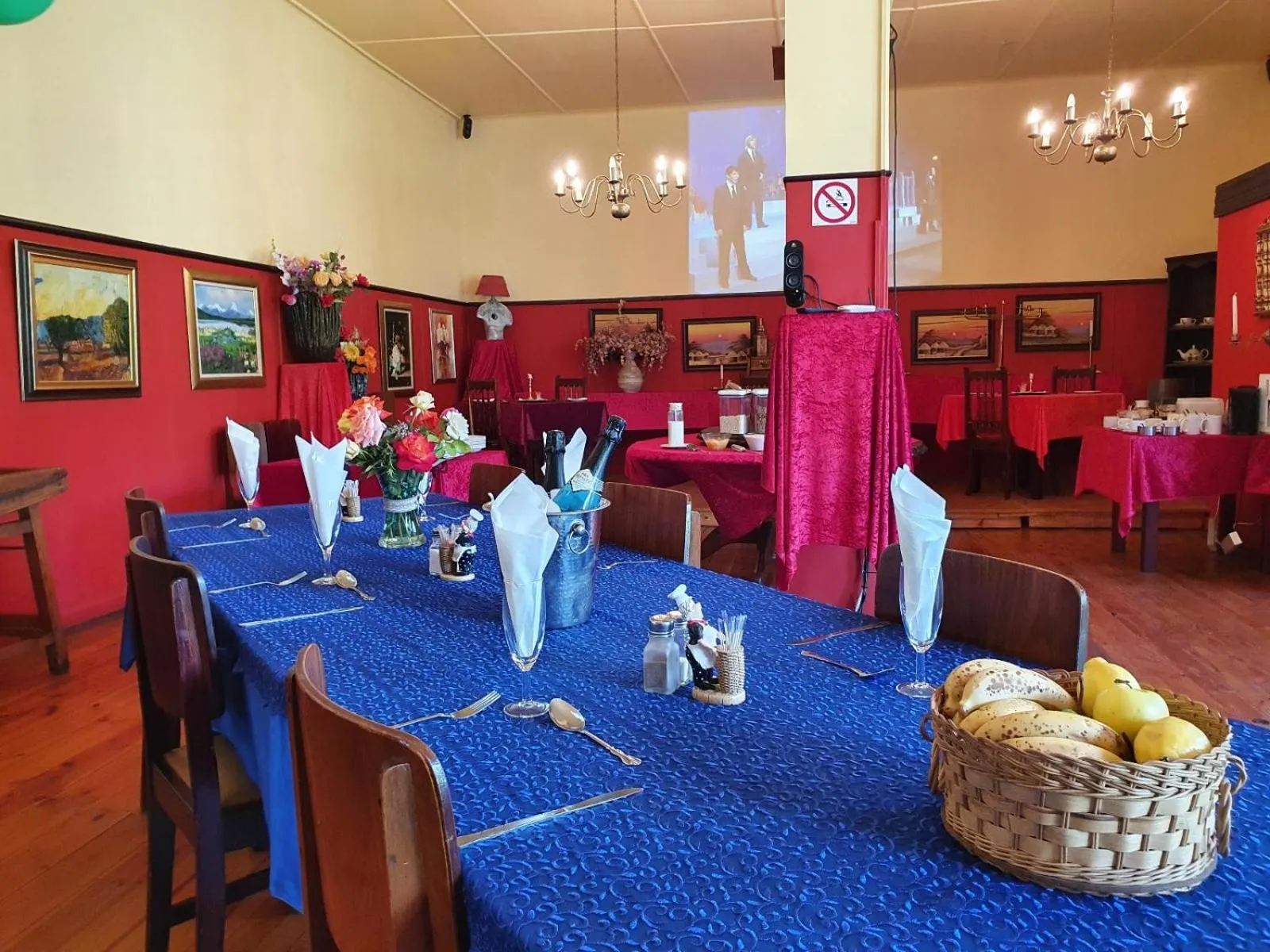 Restaurant/places to eat in Mountain View Country Inn