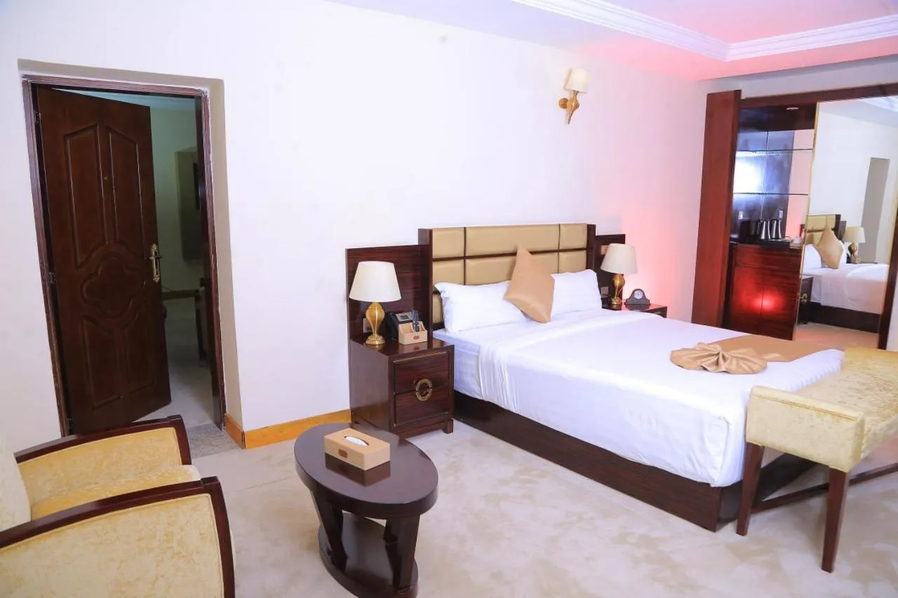 Sunland International Hotel