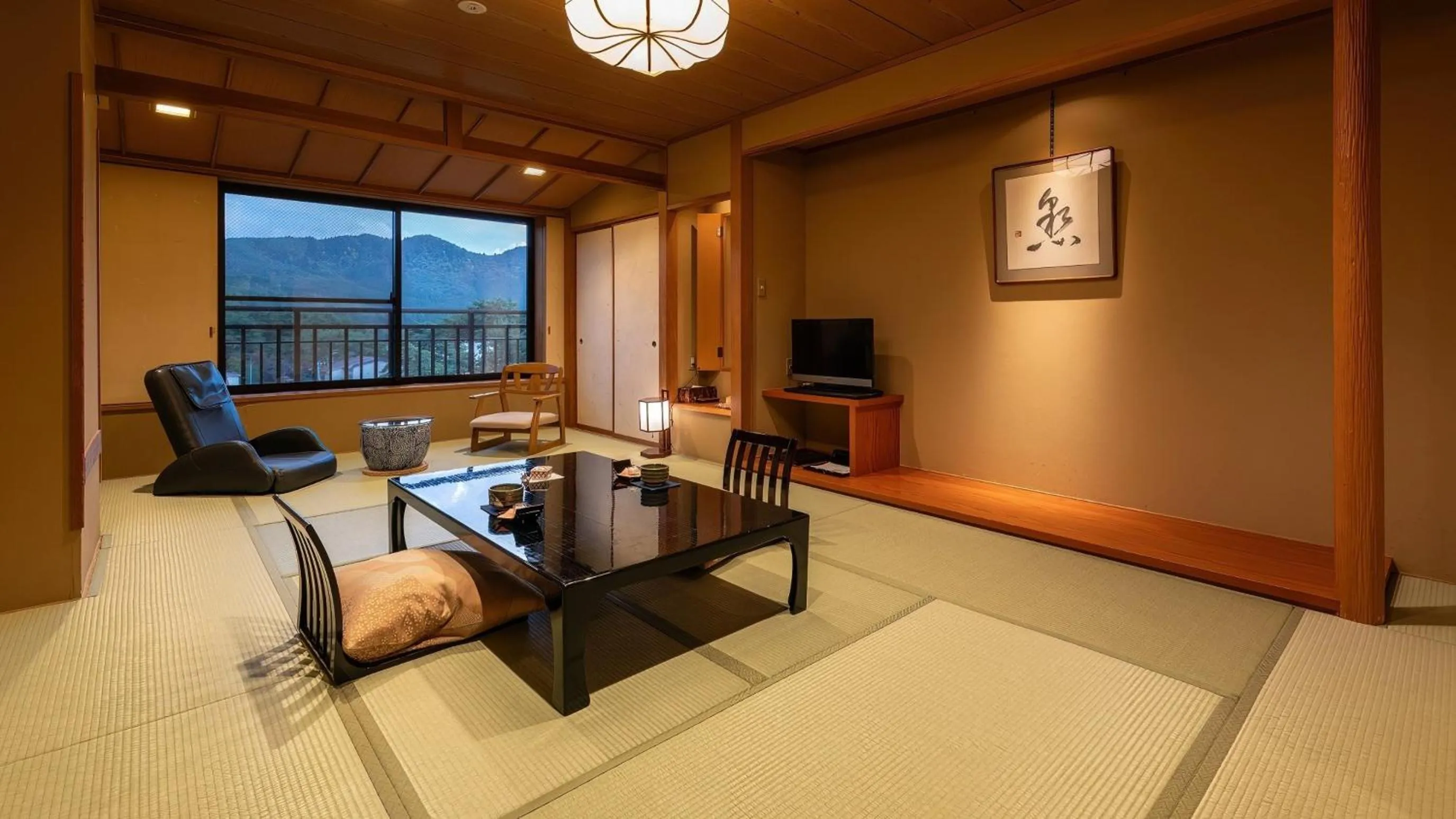 Photo of the whole room in Kashintei Shirahama