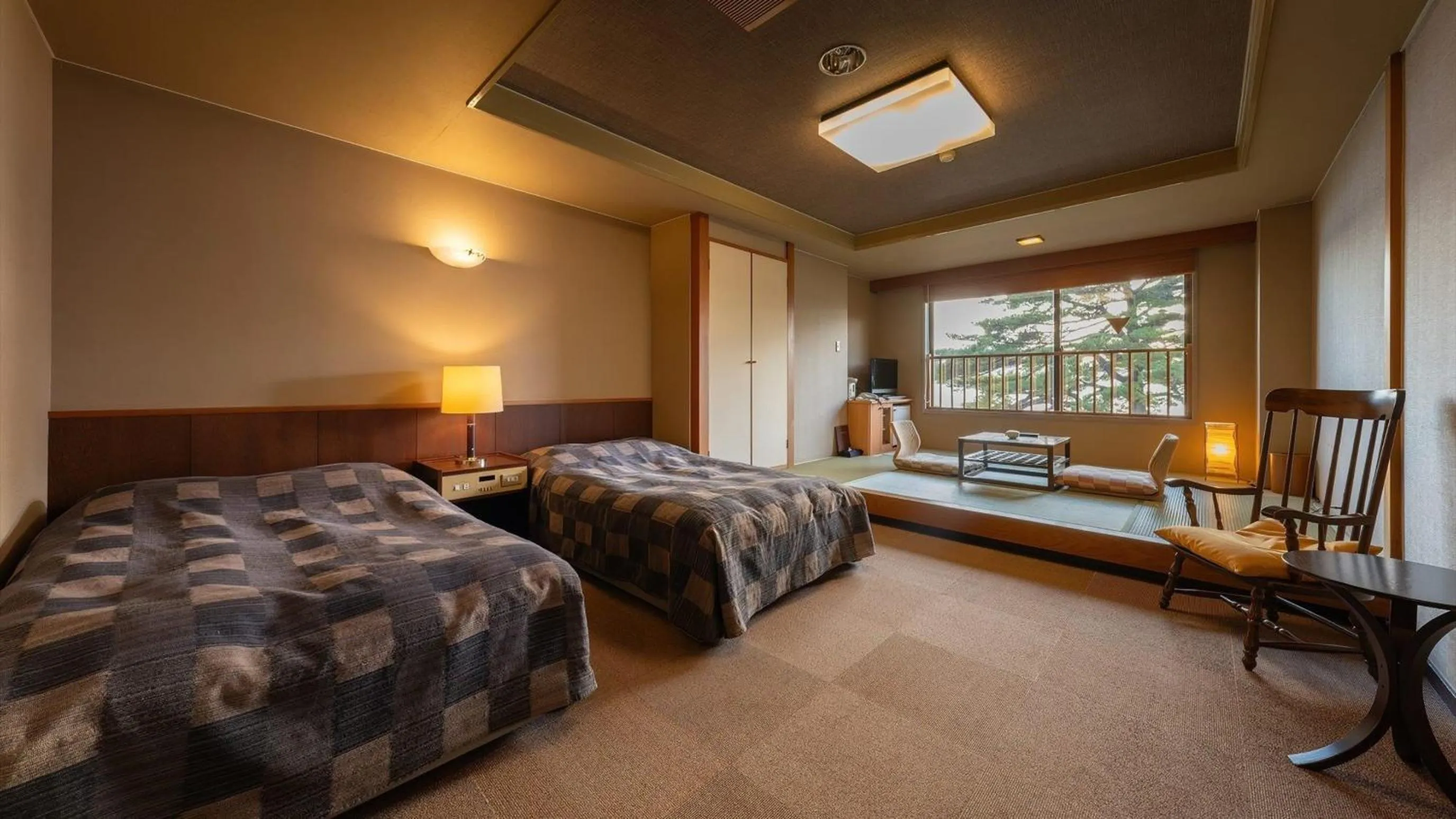 Photo of the whole room, Bed in Katakurinohana