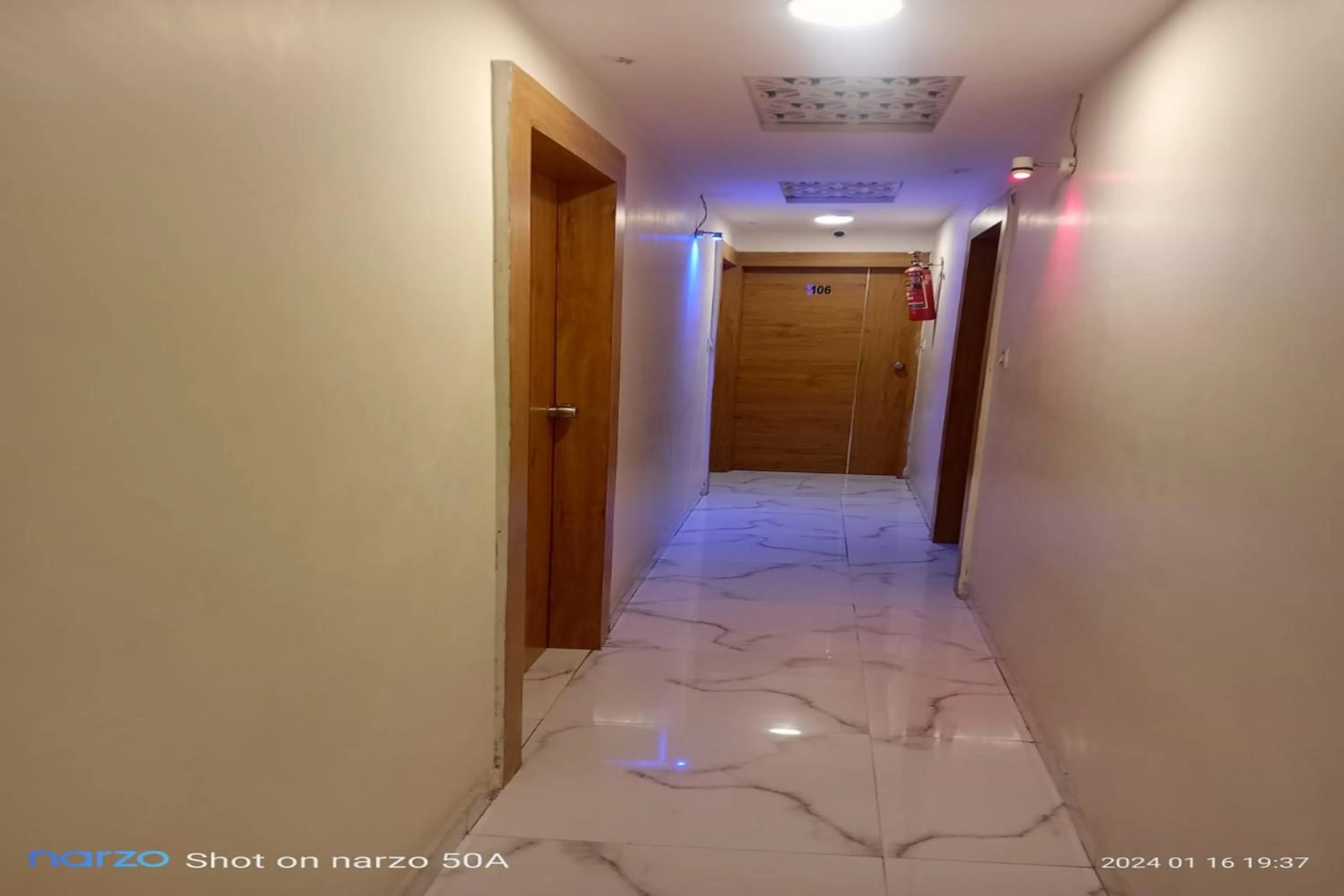 Lobby or reception in Hotel New Lake View