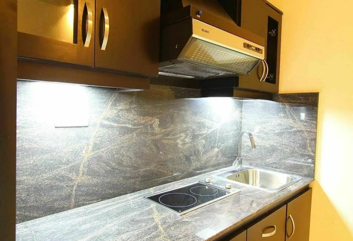 Kitchen or kitchenette in Splendid Holiday Guest House